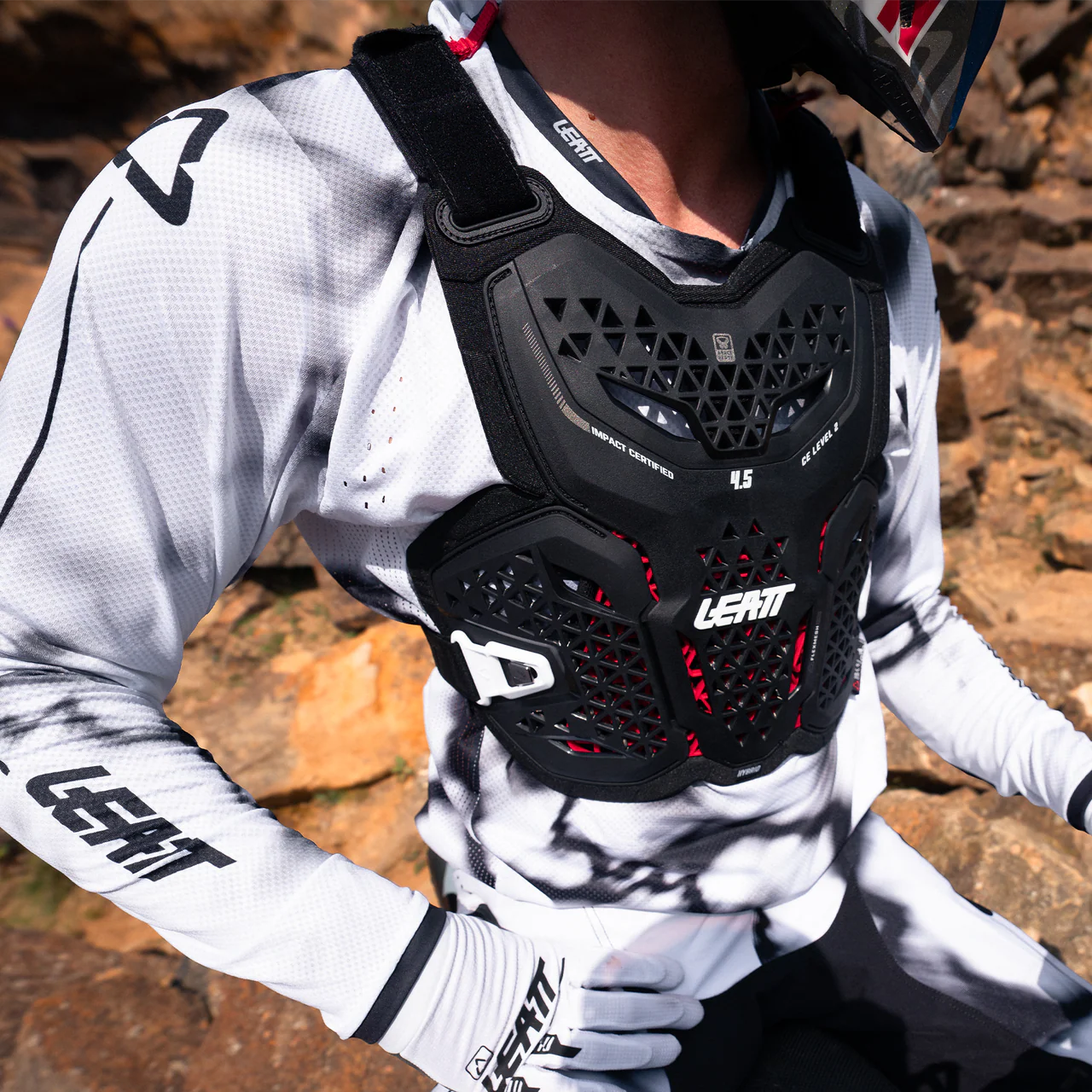 Chest Protector 4.5 Hybrid - Black - Image 6