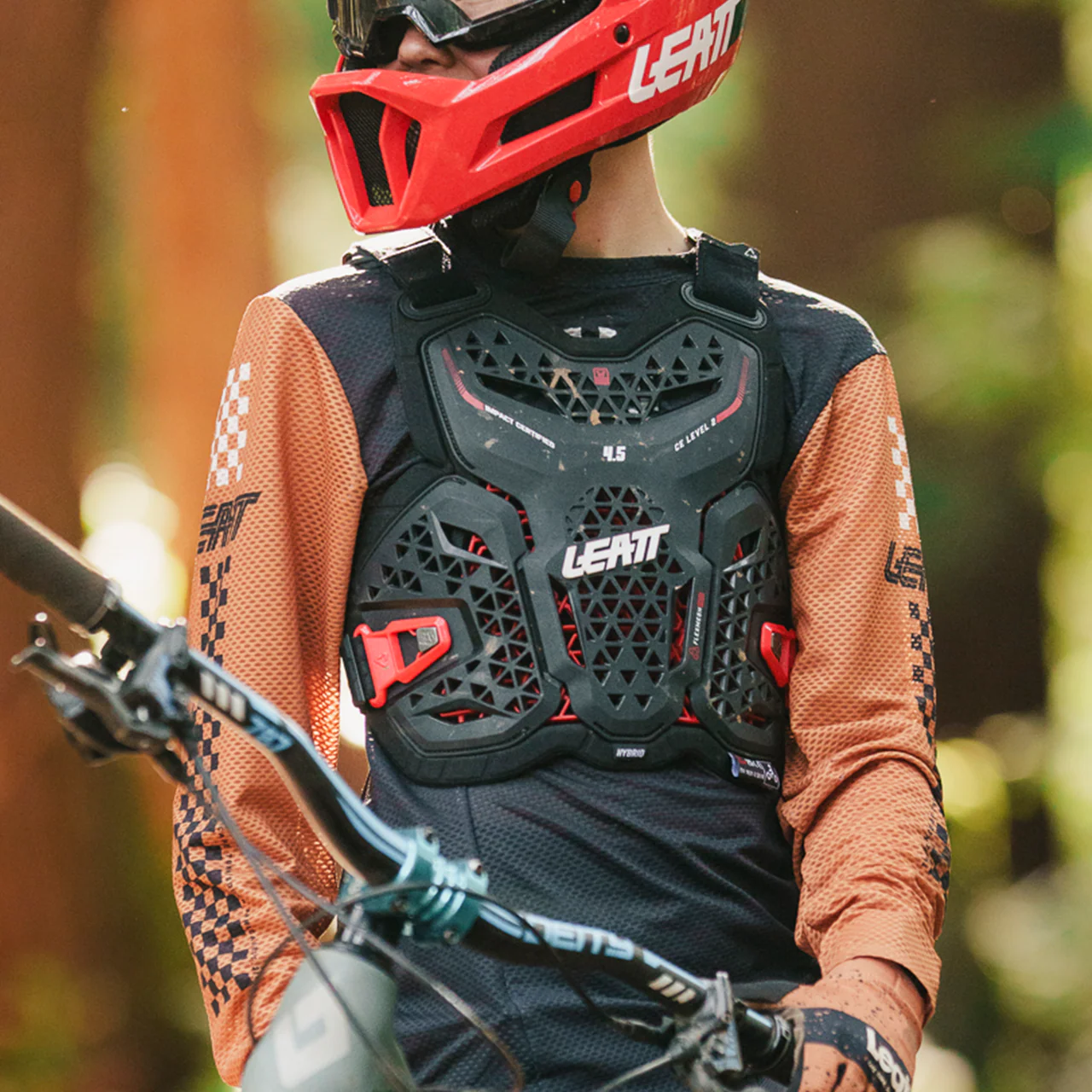 Chest Protector 4.5 Hybrid Jr - Black - Image 4