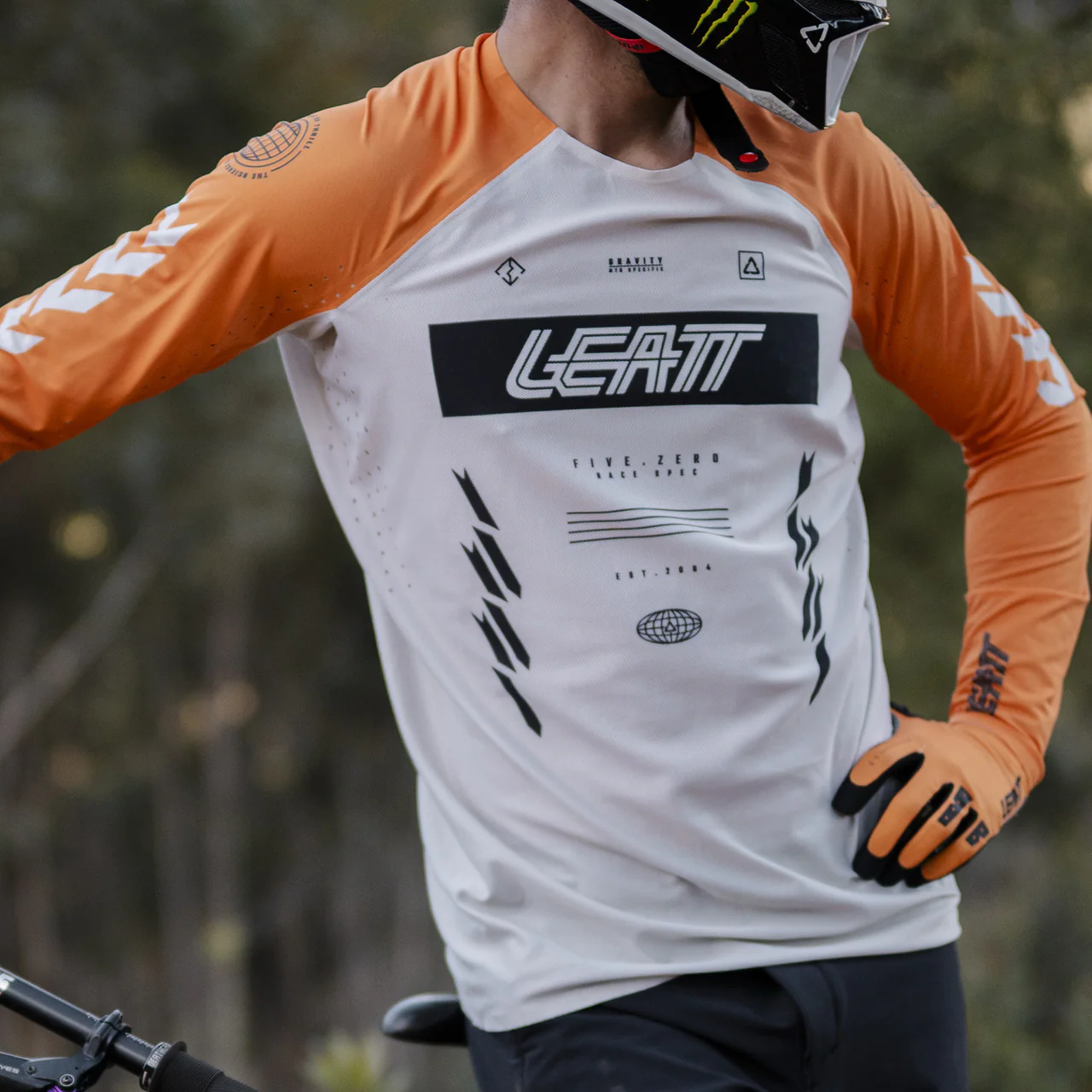 Jersey MTB Gravity 5.0 - Race Yellow - Image 4