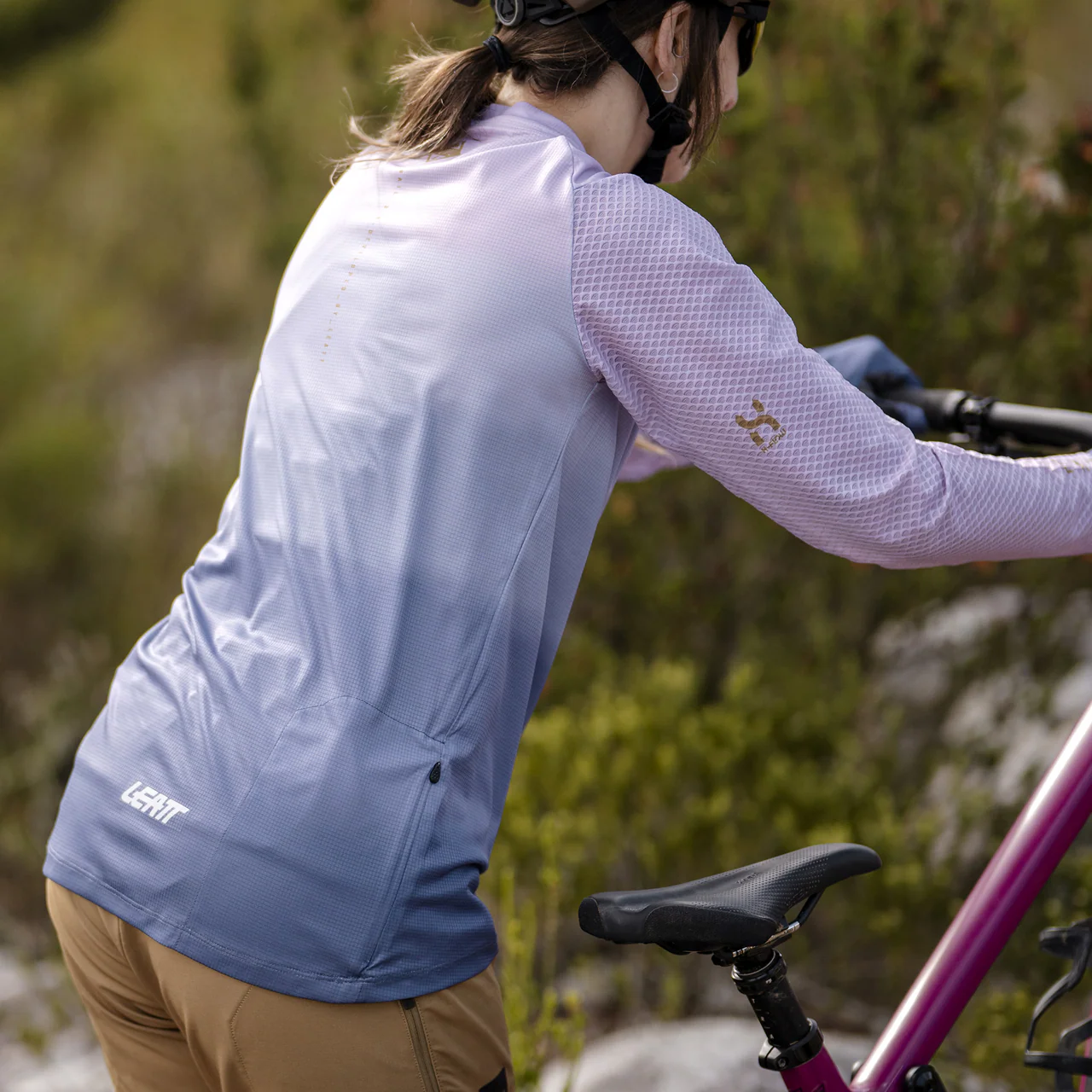 Jersey MTB Trail 3.0 Long Sleeve Women - Cosmic Blue - Image 5