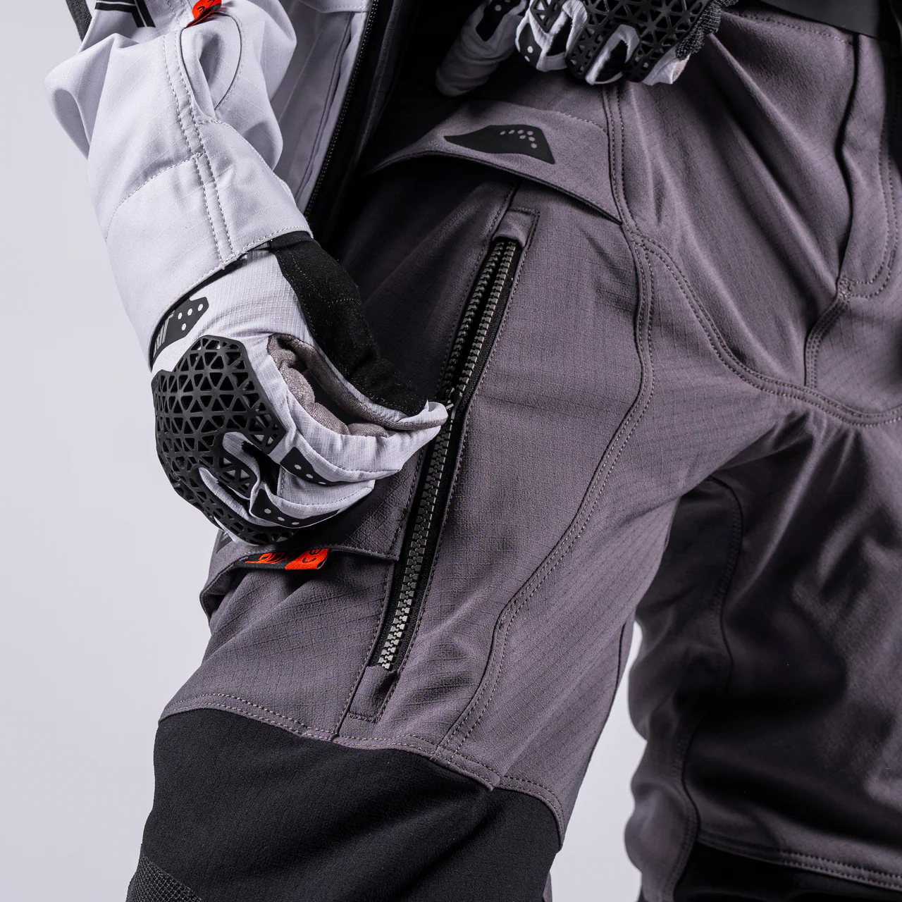Pant ADV Rally 5.5 - Black/Iron Grey - Image 3