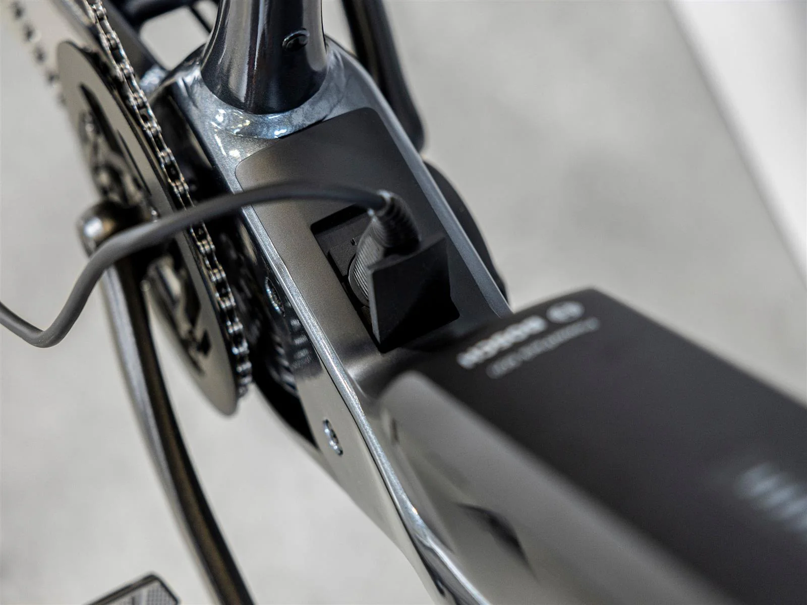 Allant+ 6 Galactic Grey 400Wh - Image 4