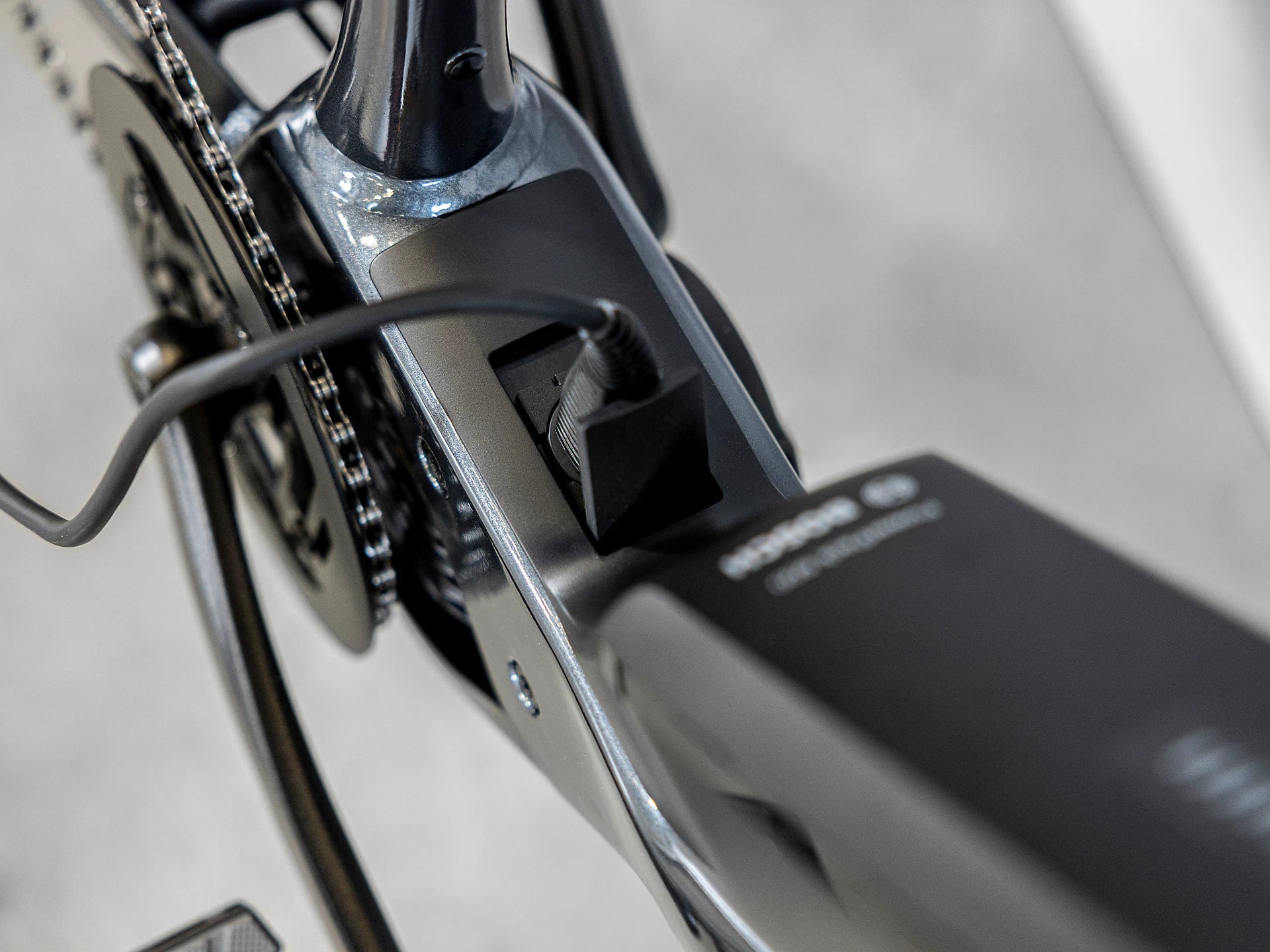 Allant+ 6 Galactic Grey 545Wh - Image 4
