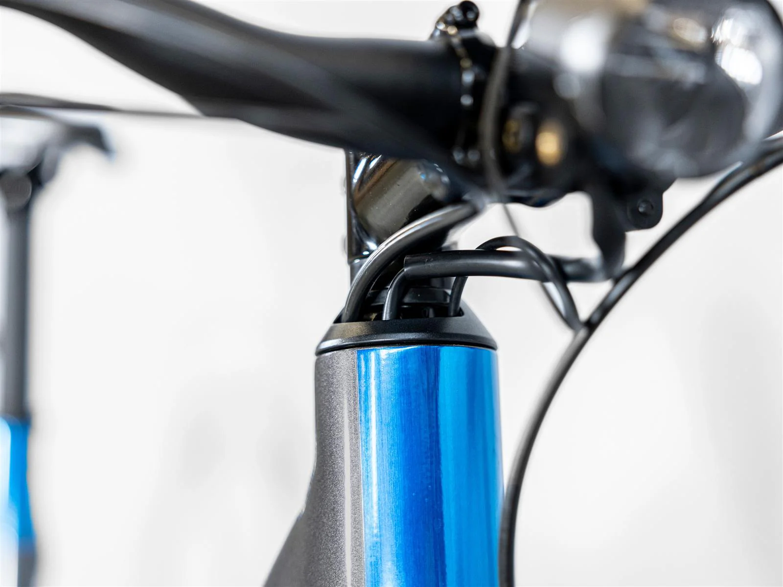 Allant+ 6 Lowstep Galactic Grey 400Wh - Image 7