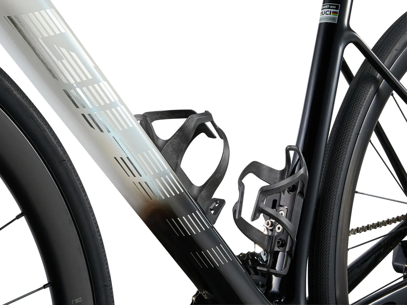 Defy Advanced Pro 1 - Unicorn White - Image 4