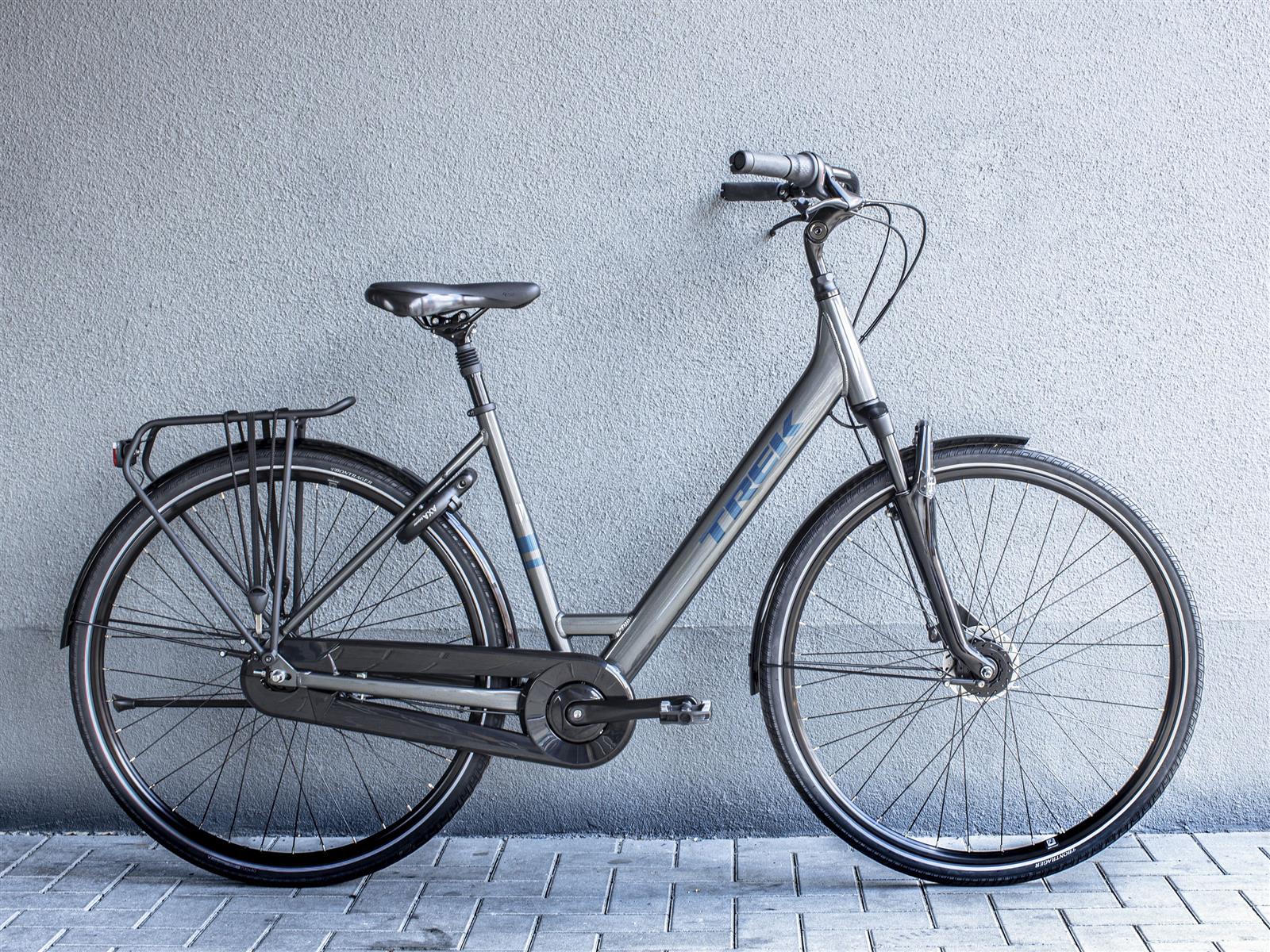 District 2 EQ Lowstep Lithium Grey - Image 2