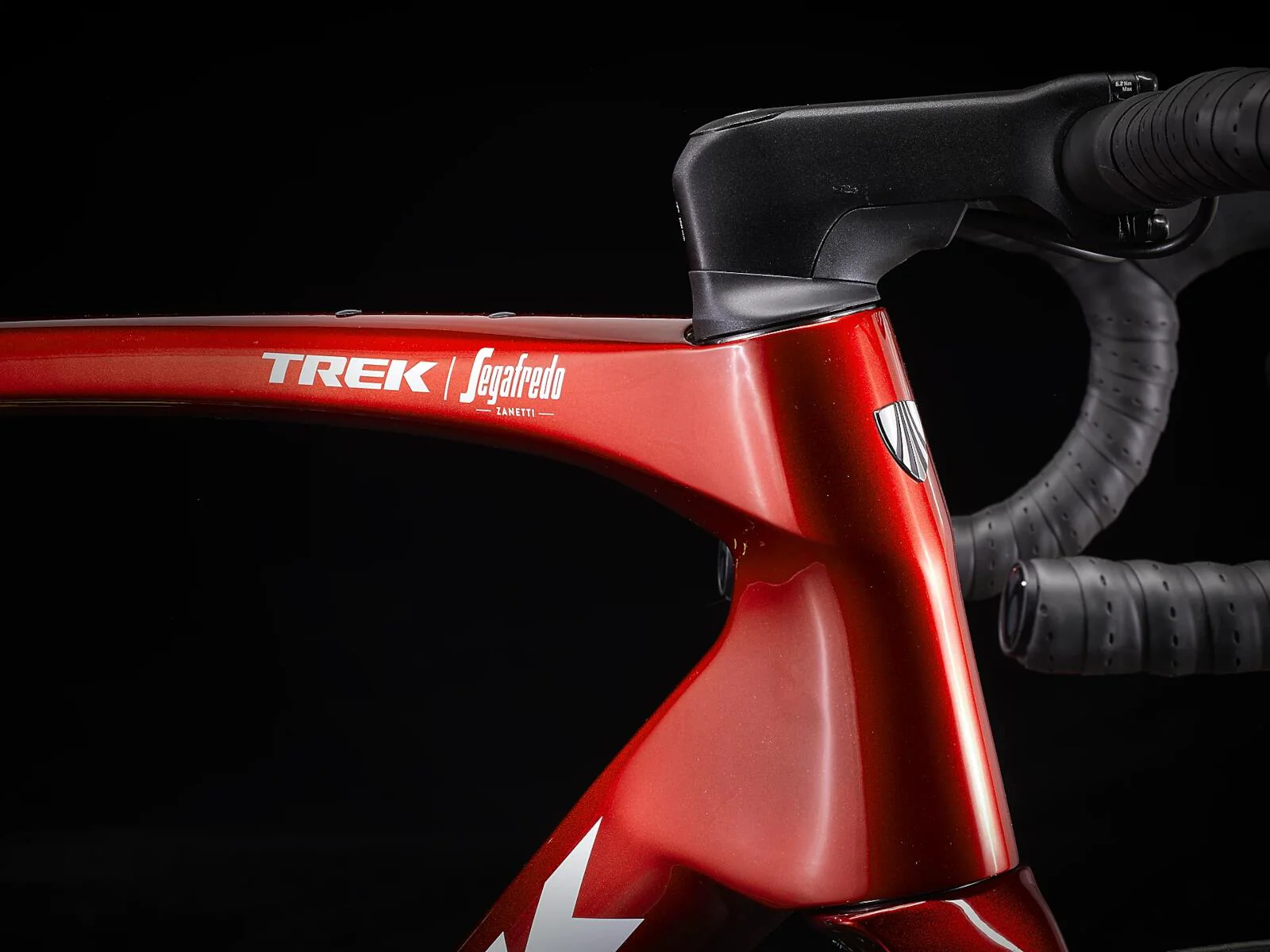 Domane SLR 9 Gen 4 Metallic Red Smoke to Blue Smoke Fade - Image 6