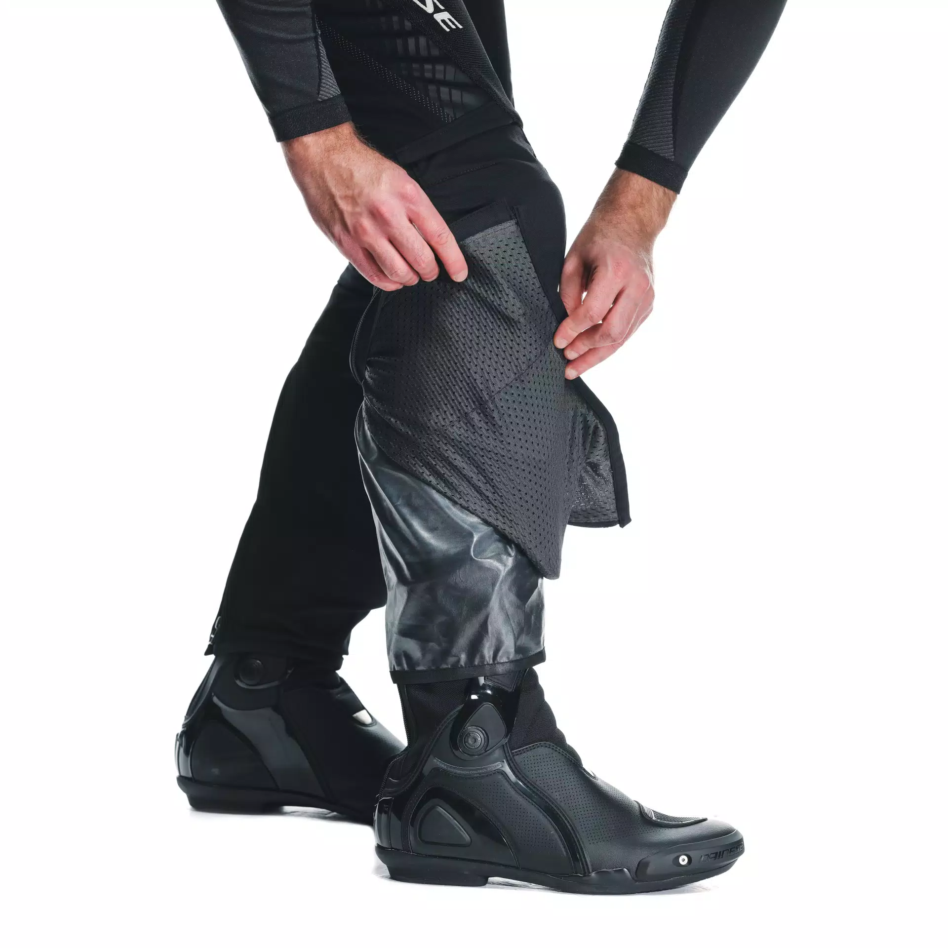 Drake 2 Air Absolut Shell Pants - black/black - Image 12