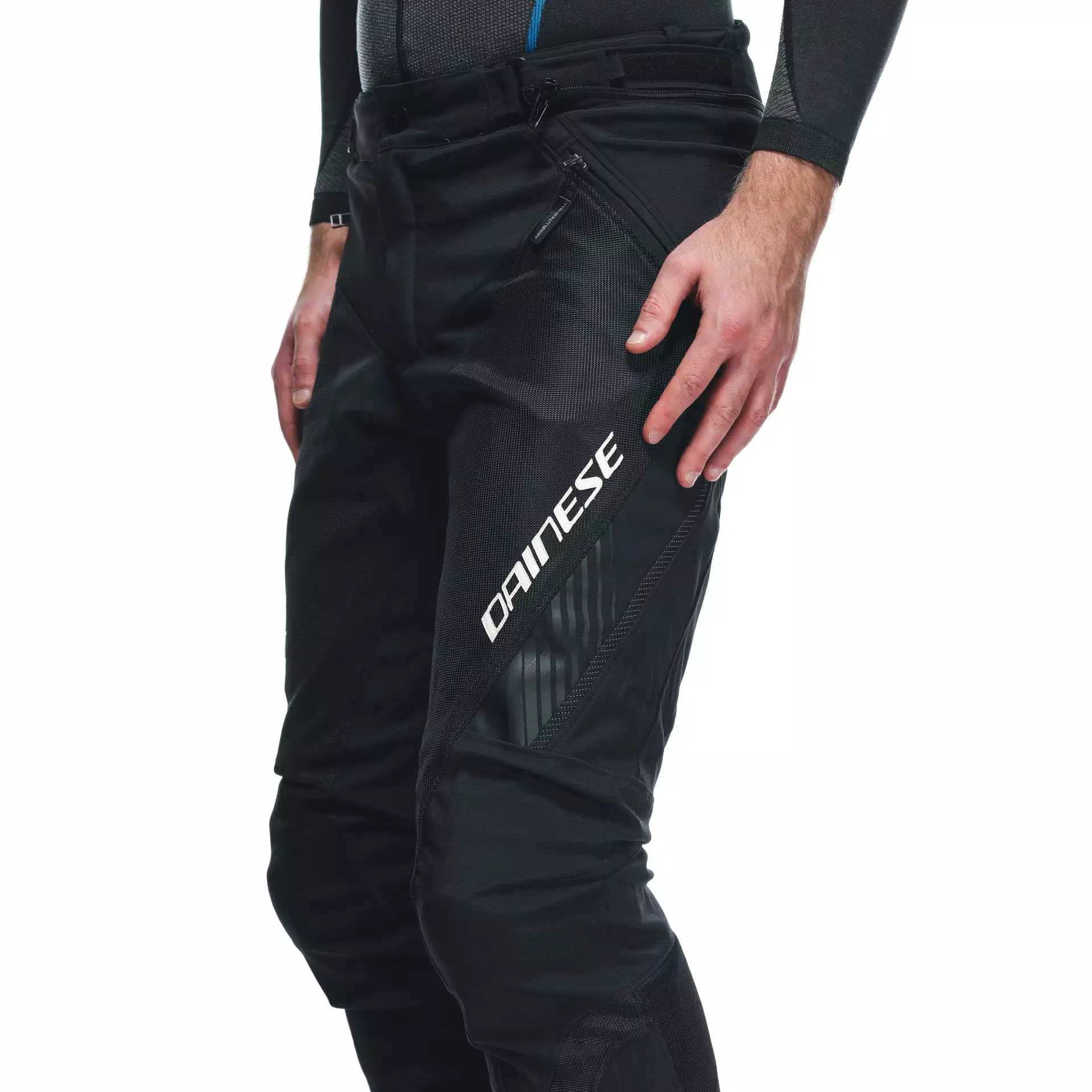 Drake 2 Air Absolut Shell Pants - black/black - Image 8