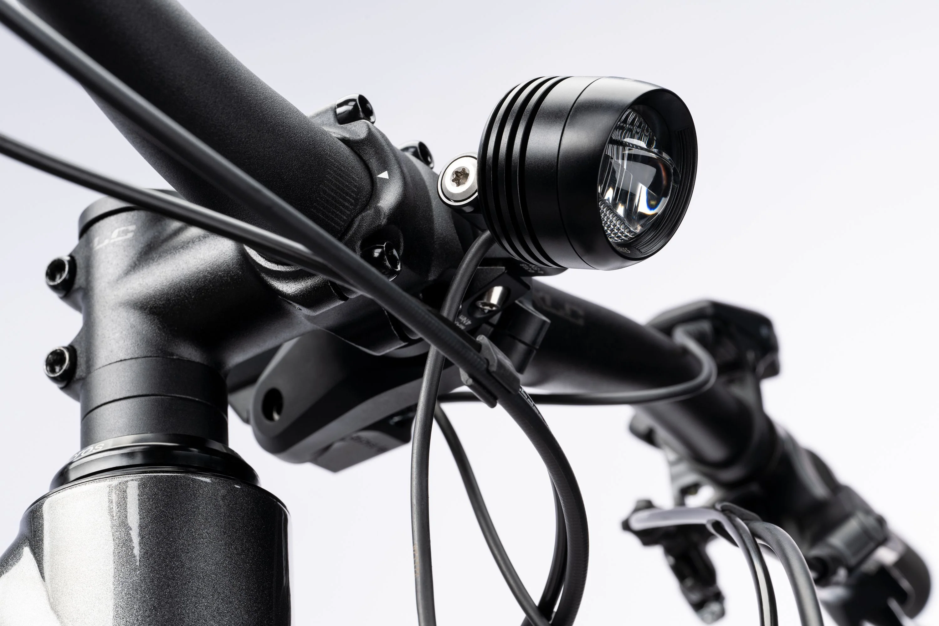 E-ASX Universal High EQ, 800 Wh - black/misty gray - Image 3