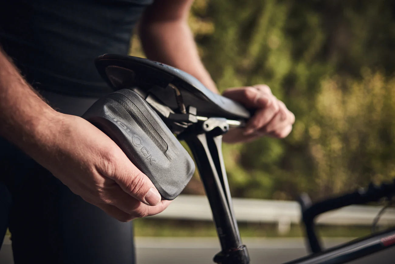 PUSH saddle bag 400 + saddle base - black - Image 7