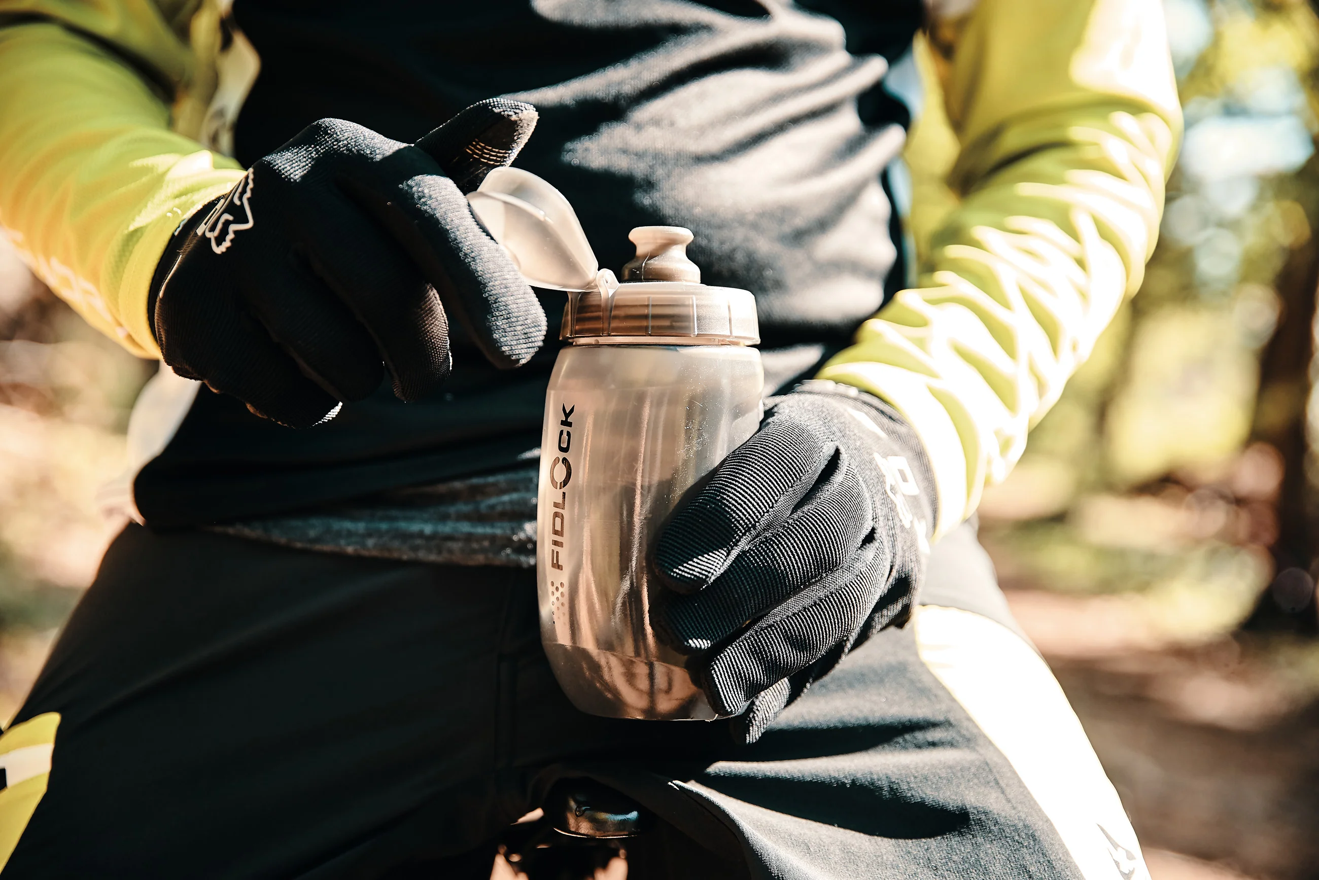 TWIST Bottle 450 + Bike Base Set - transparent black - Image 5