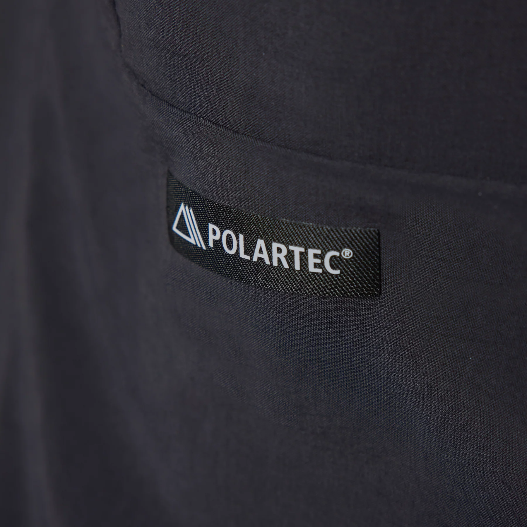 Defend Fire Alpha Jacke - Black - Image 5