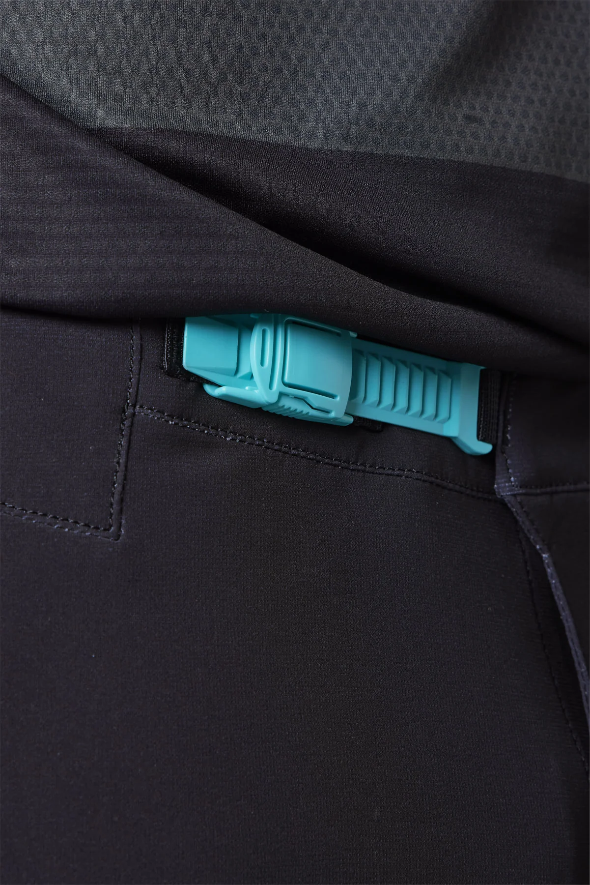 Defend Pant - emerald - Image 4