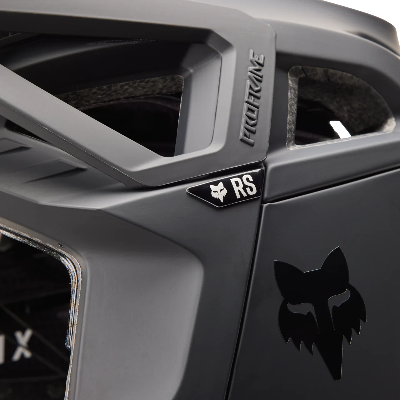 Proframe RS Helm CE - Matte Black - Image 7