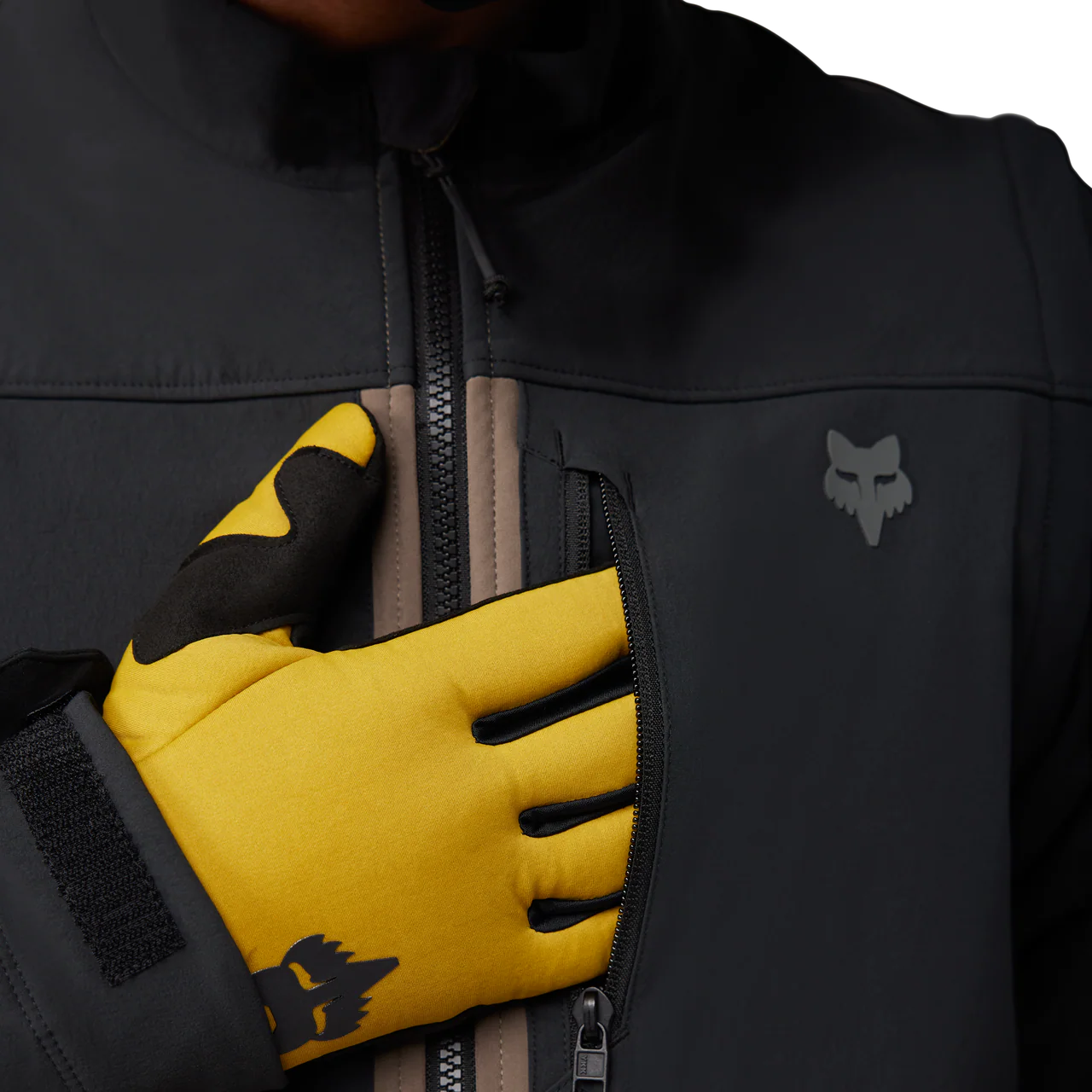 Ranger Off Road Softshell Jacket - Ash - Image 3