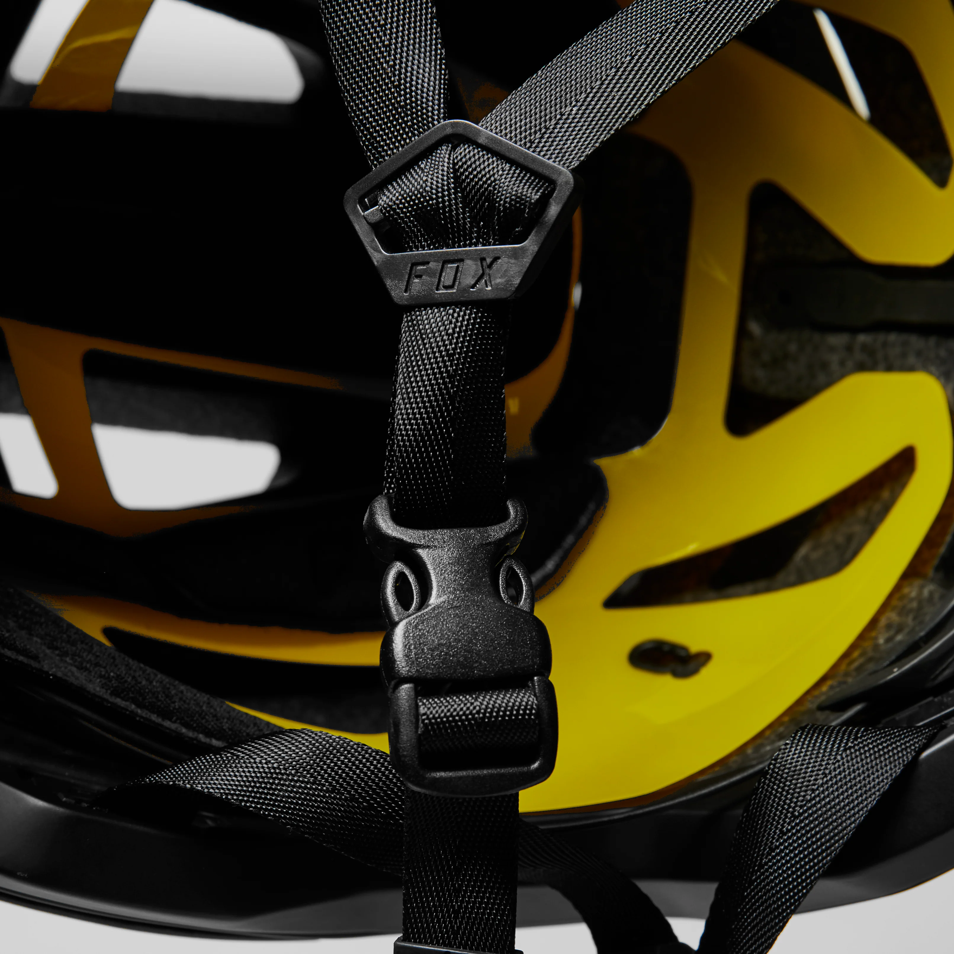 Speedframe Helm CE - Black - Image 7