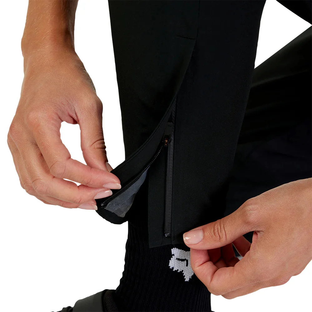 Women's Ranger 2.5L Water Pant - Black - Image 6
