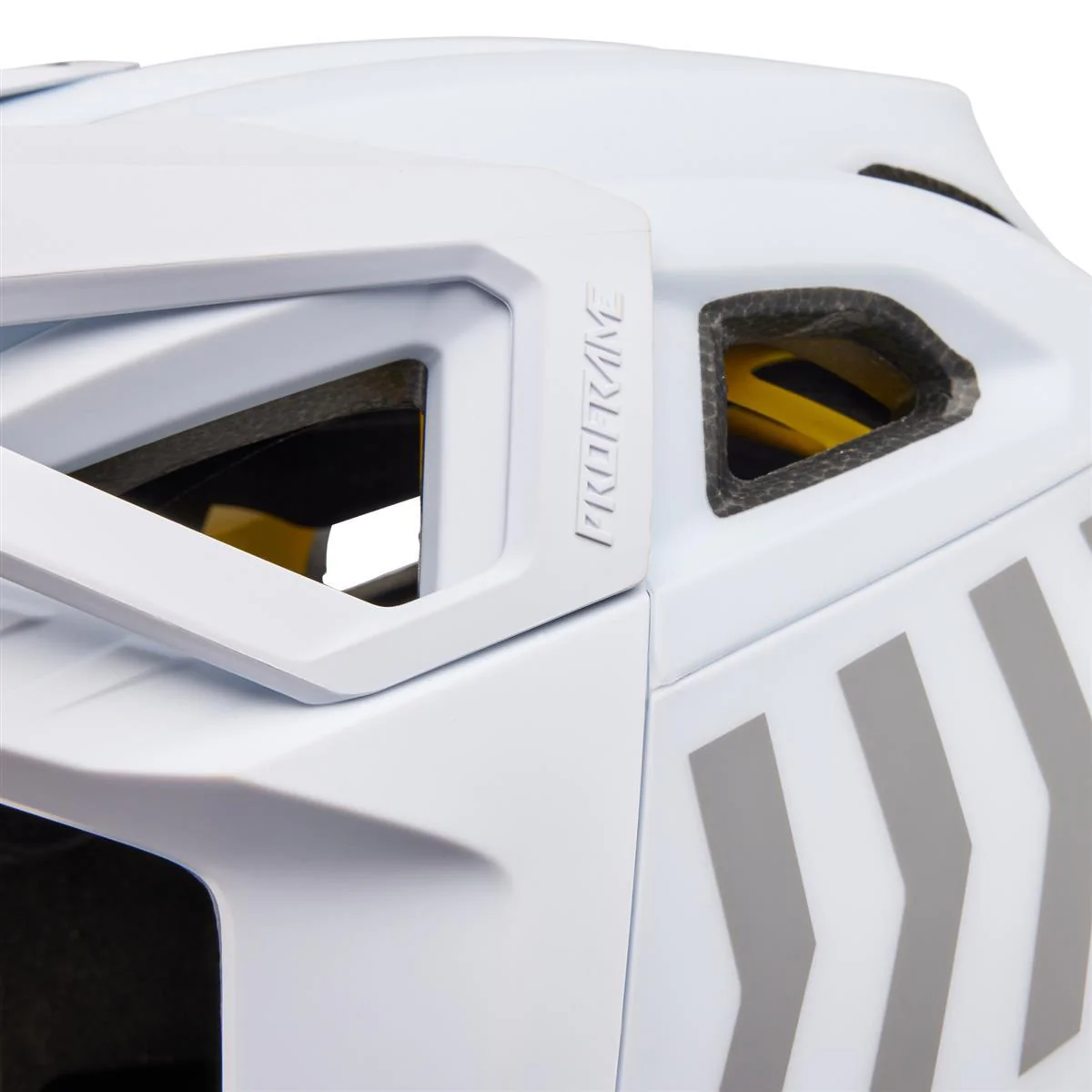 YTH Proframe Nace CE - White - Image 10