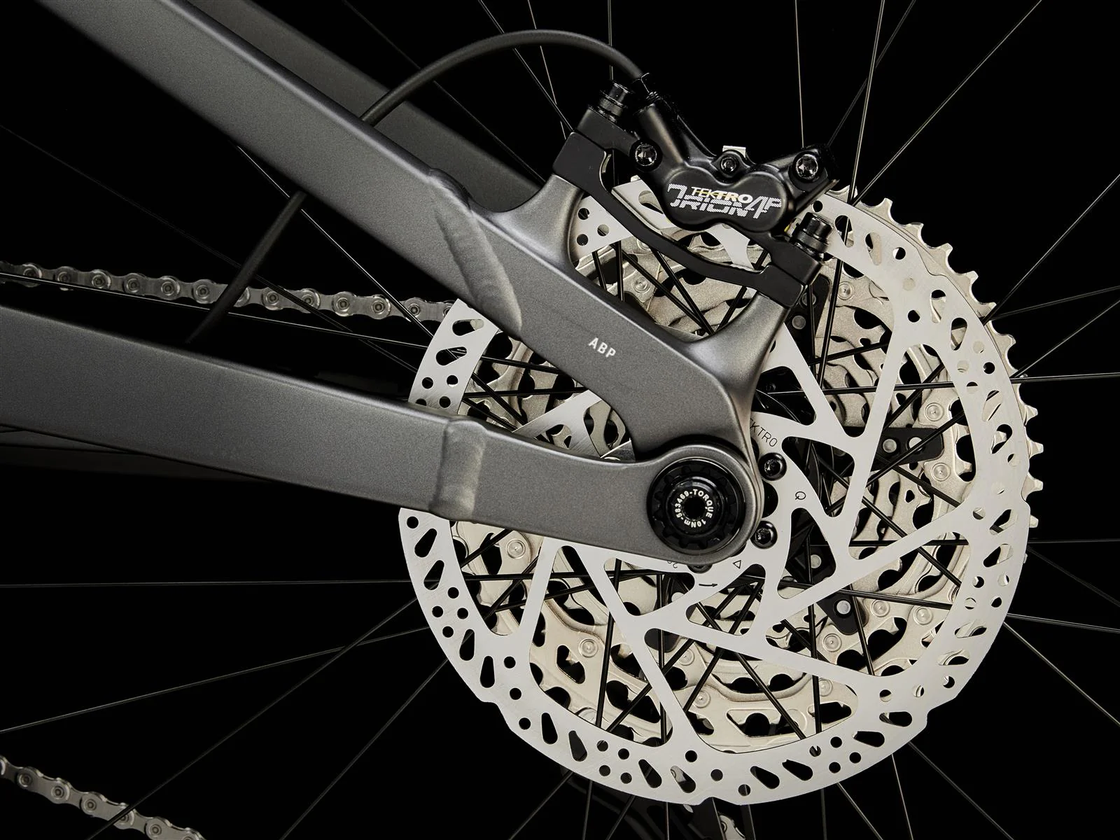Fuel EXe 5 Deore Matte Dnister Black - Image 6
