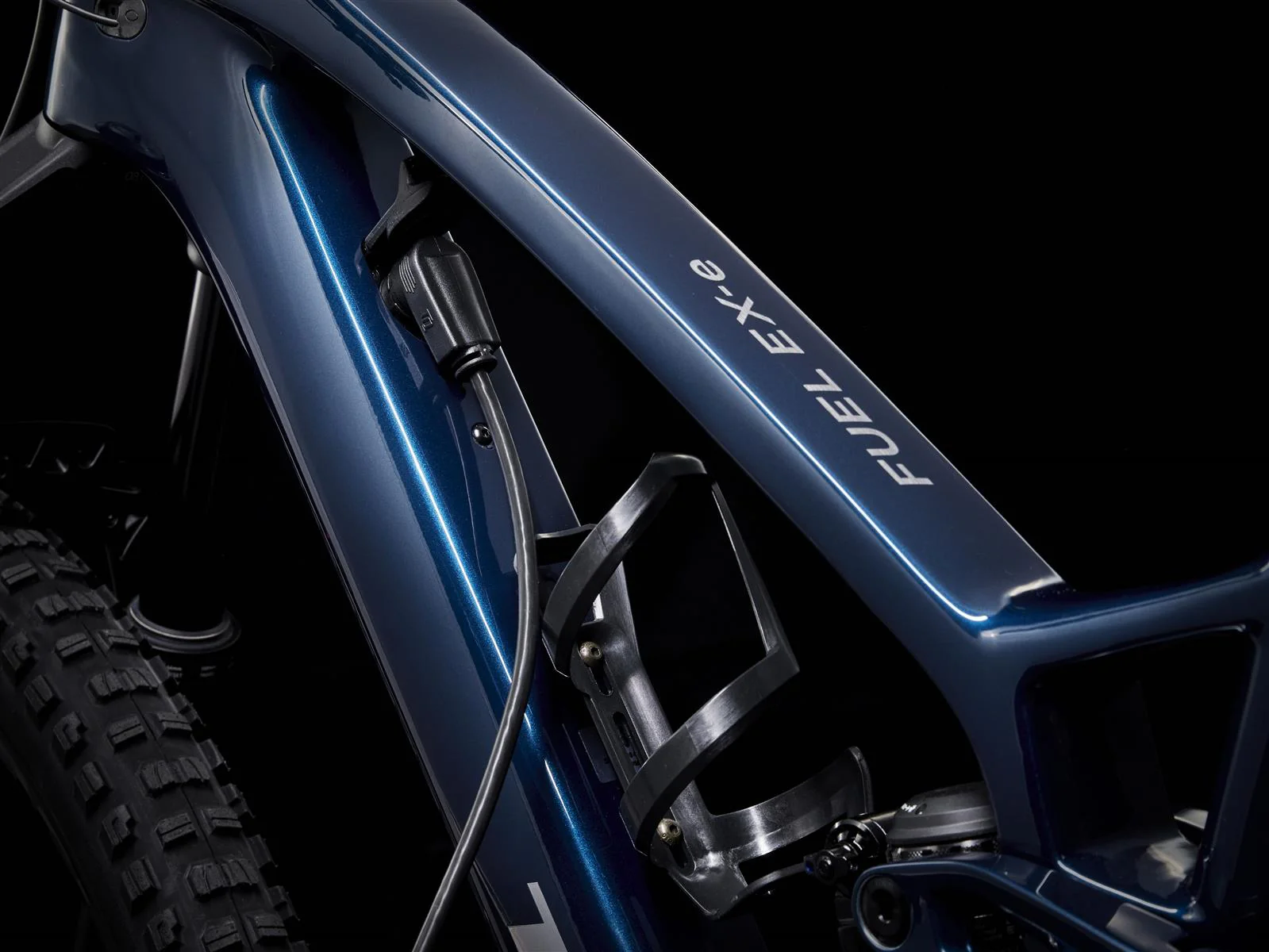Fuel EXe 9.9 XO AXS Mulsanne Blue 360Wh - Image 6