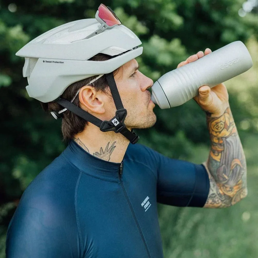 Keego Bottle 750 - Silver Stardust - Image 3
