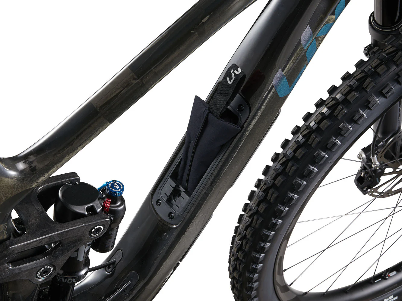 Intrigue LT Advanced Pro 1 - Raw Carbon - Image 8