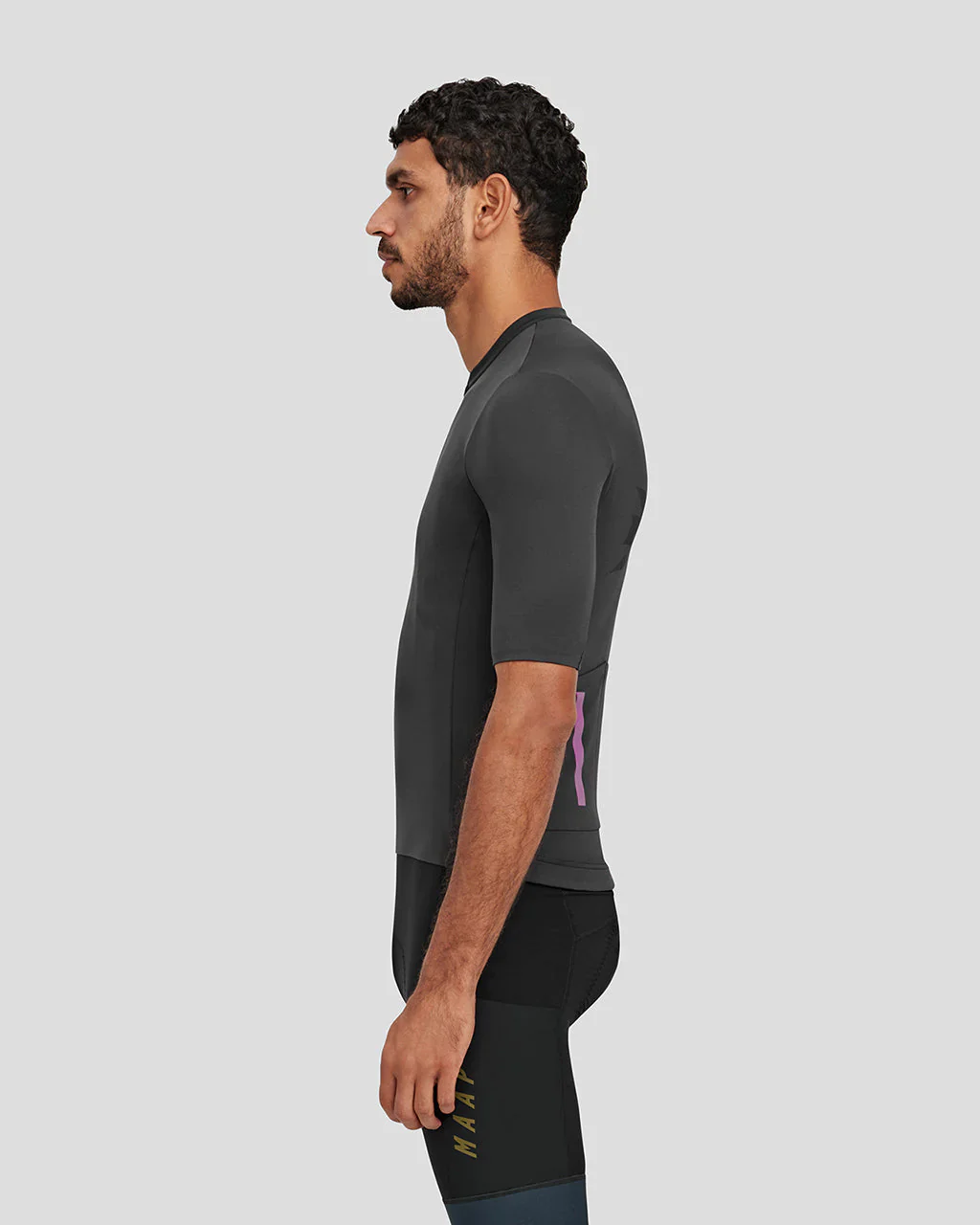 Alt_Road 1/2 Zip Jersey - black - Image 6