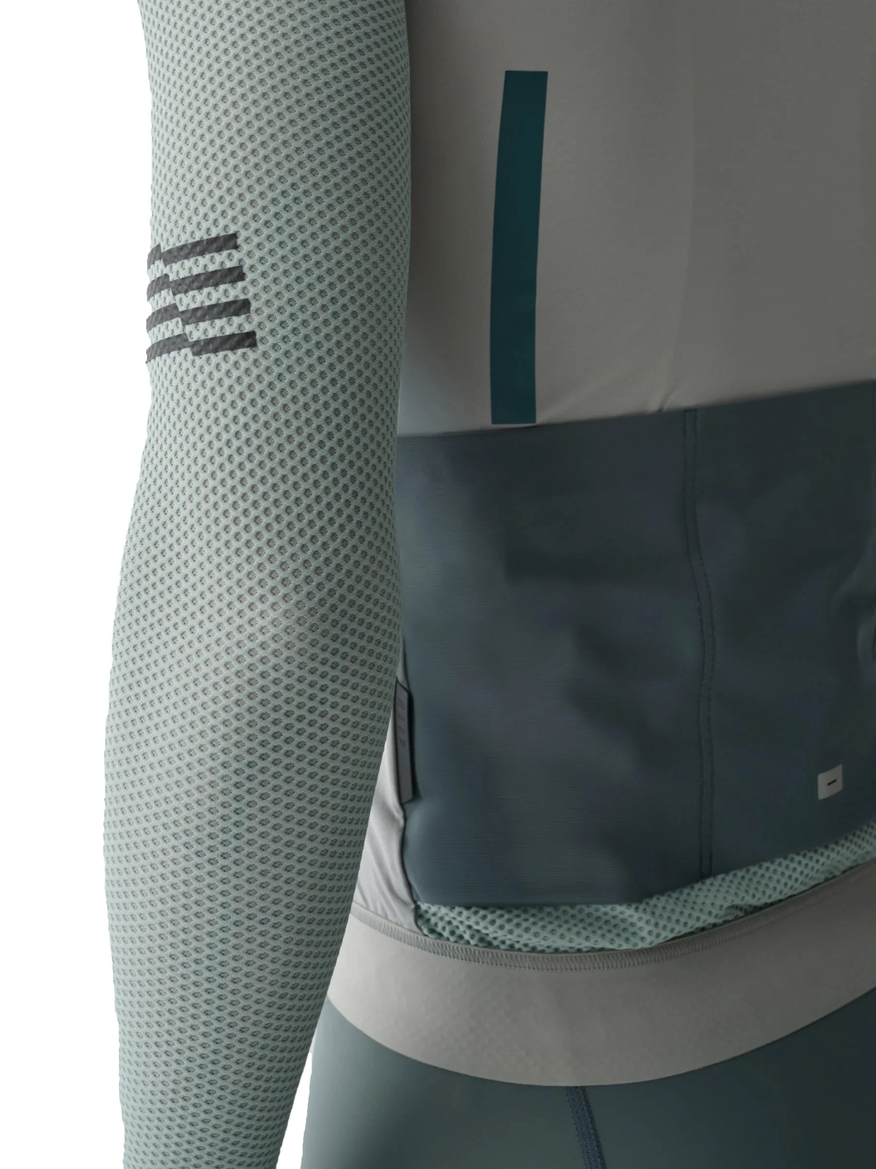 Evade Pro Base LS Jersey 2.0 - Ghost Grey - Image 6