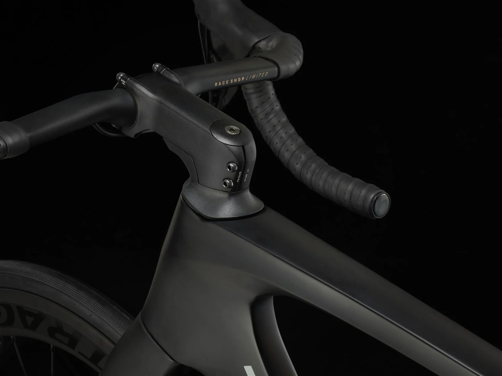 Madone SL 6 Matte Carbon Smoke - Image 6