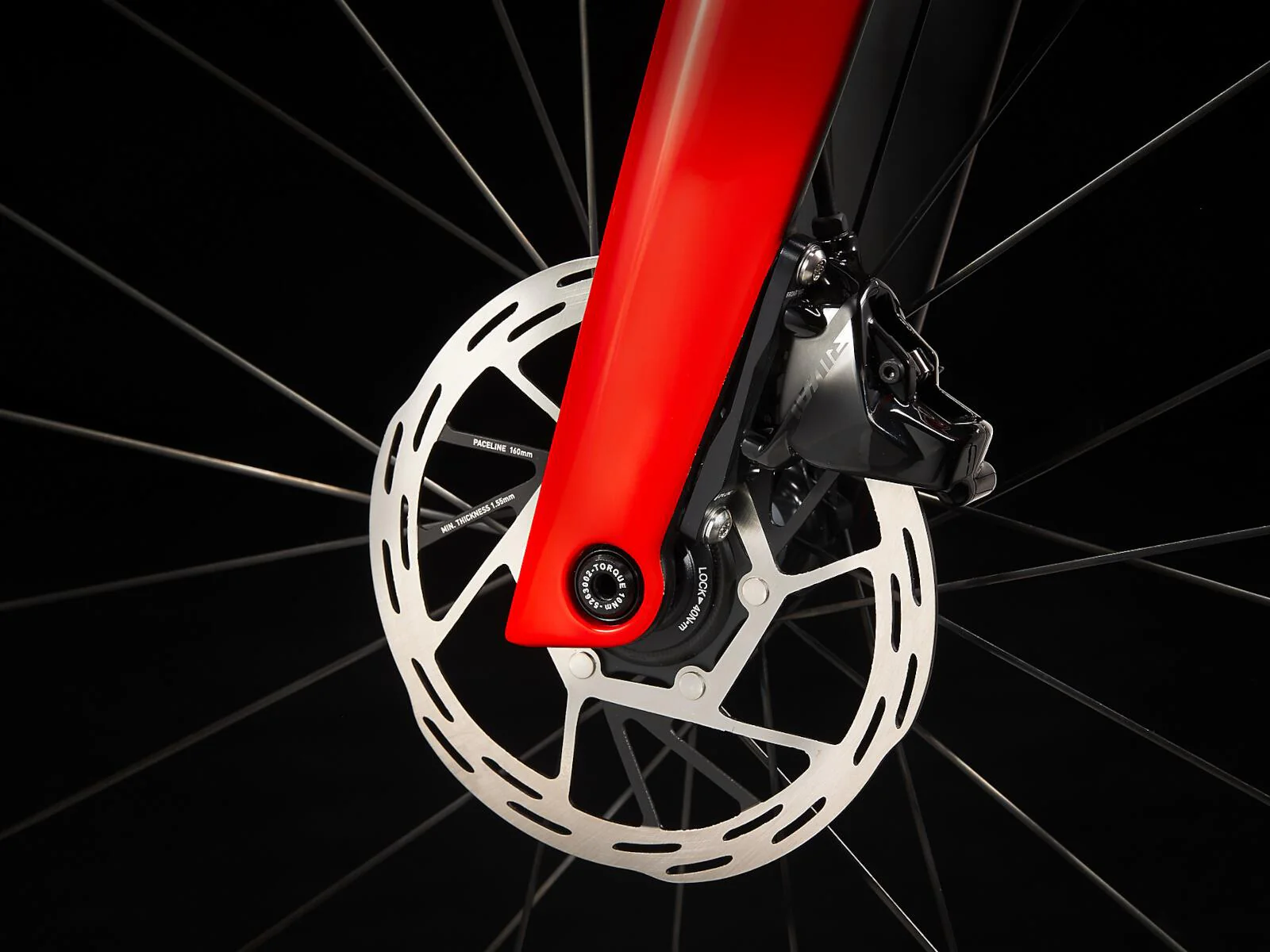 Madone SLR 6 eTap Gen 7 Viper Red - Image 9