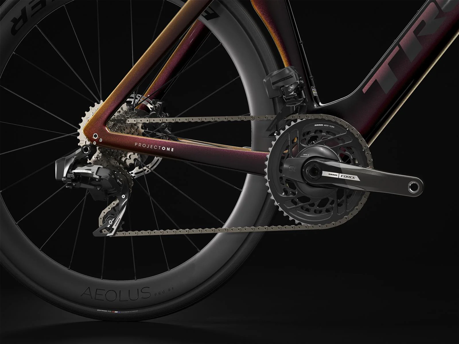 Madone SLR 7 AXS Axinite Flip/Trek Black - Image 10