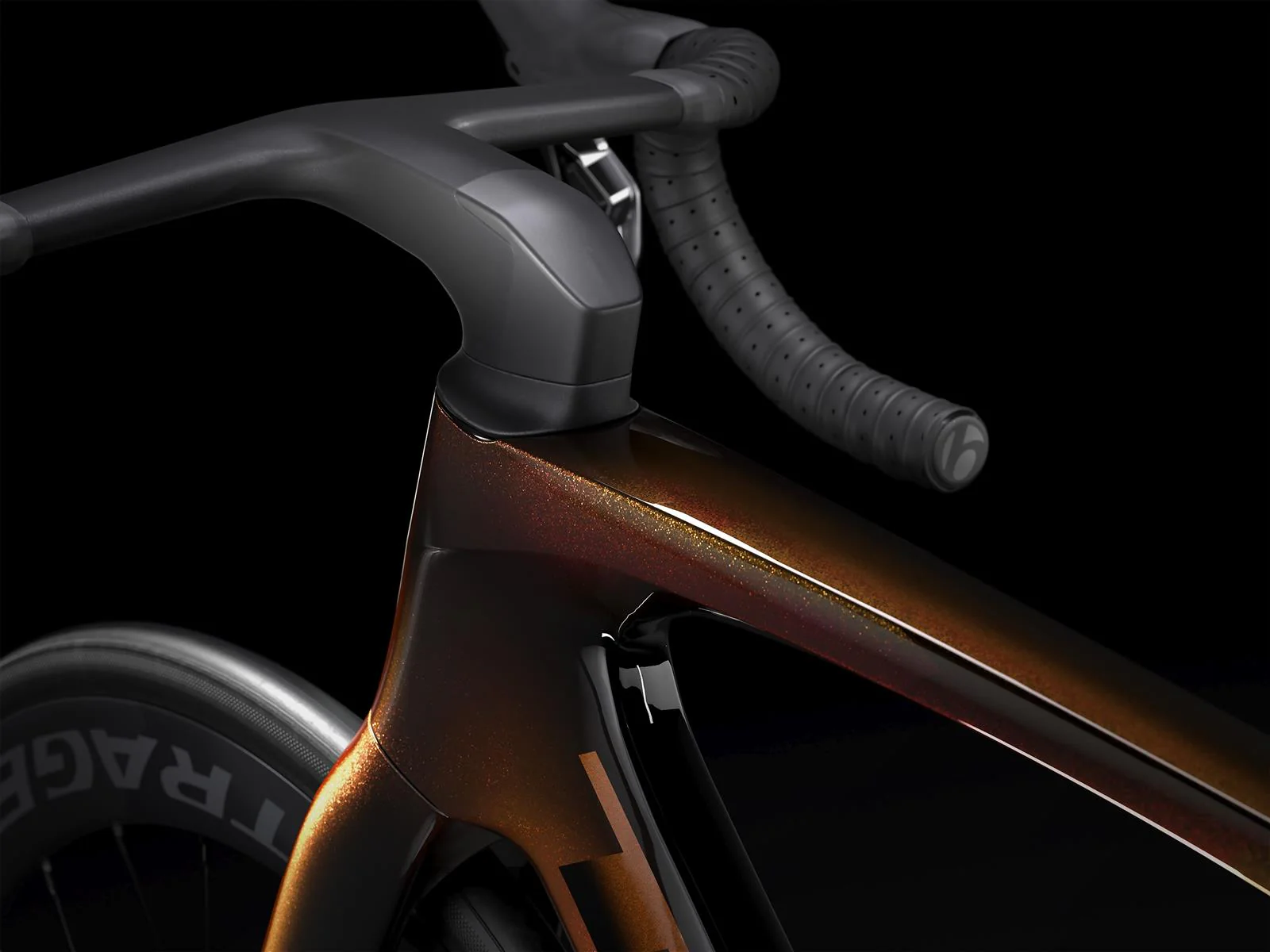 Madone SLR 9 Axinite Flip/Trek Black - Image 6