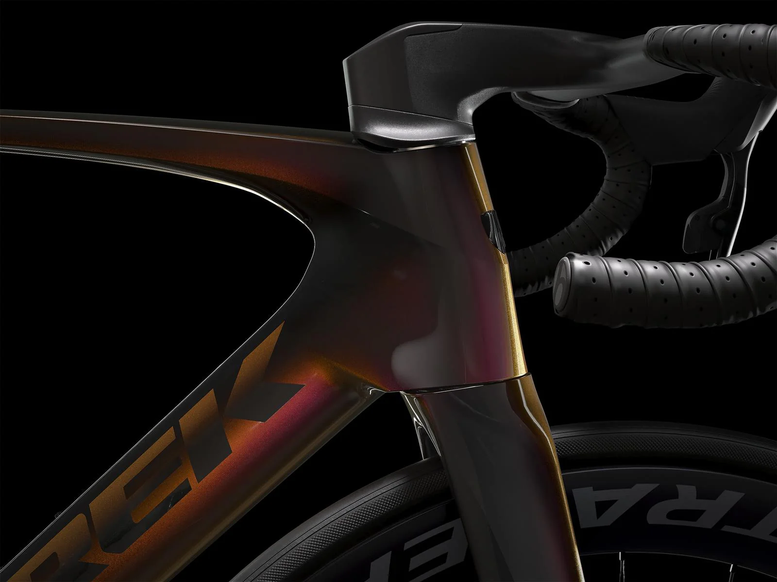 Madone SLR 9 AXS Axinite Flip/Trek Black - Image 4