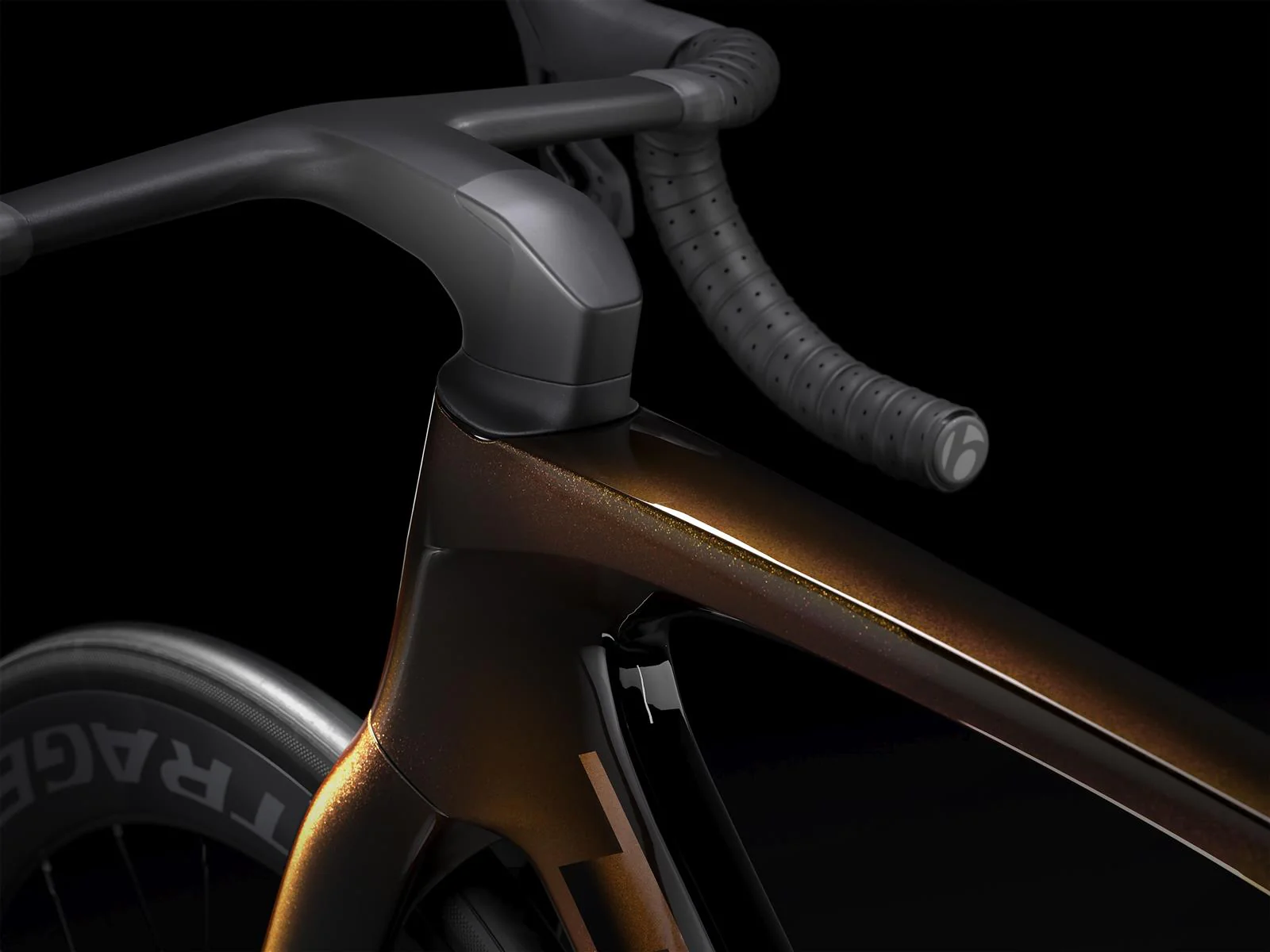 Madone SLR 9 AXS Axinite Flip/Trek Black - Image 6