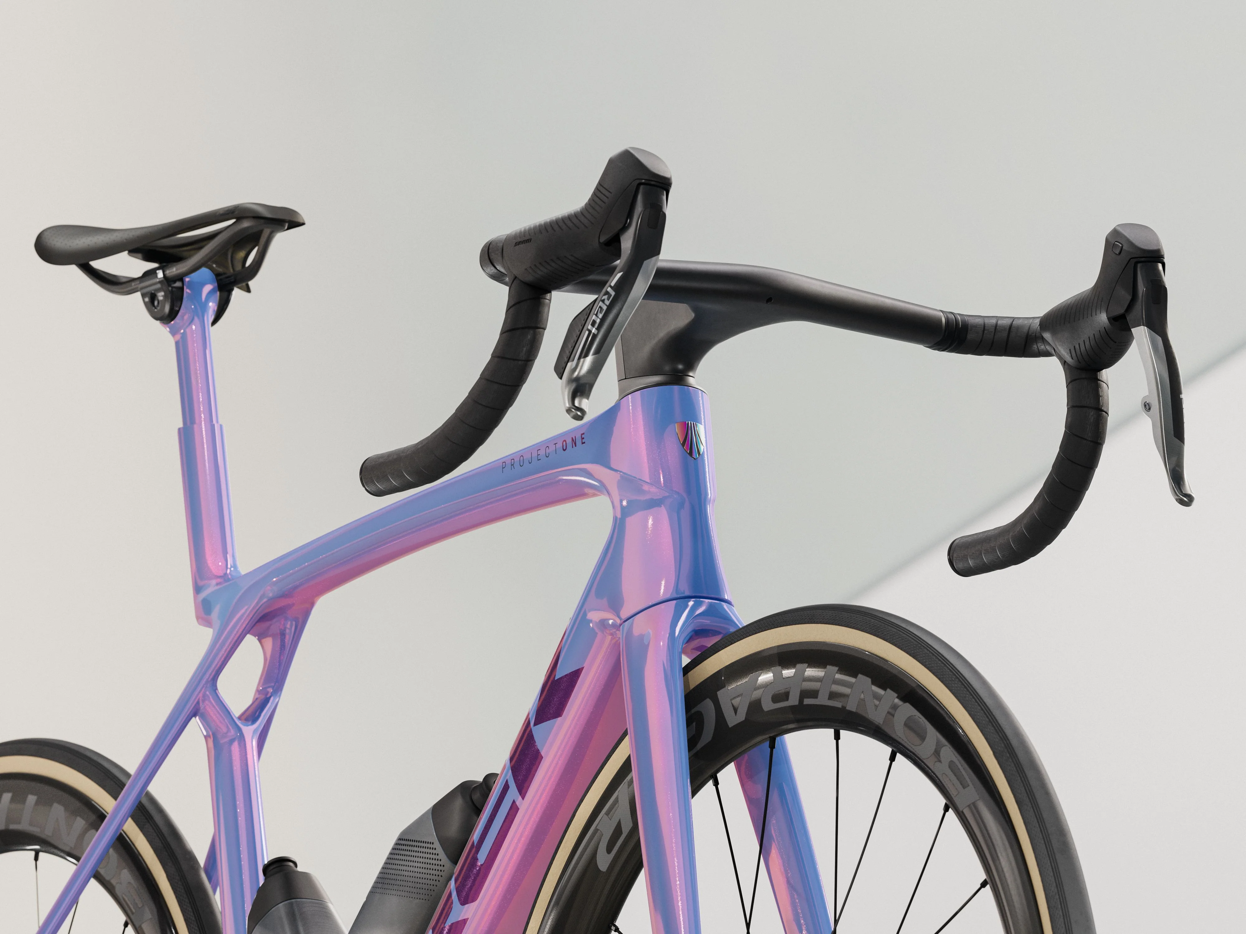 Madone SLR 9 AXS Gen 8 - Tête de la Course - Image 5