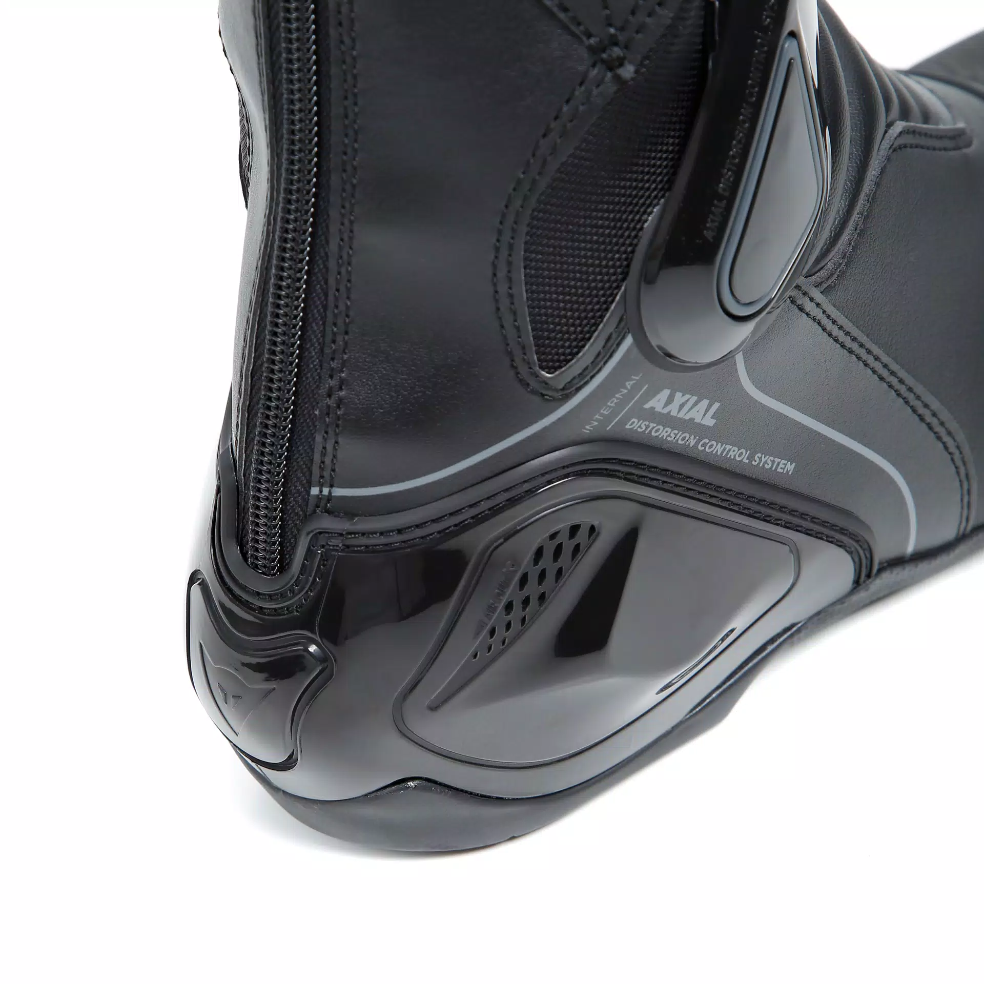 Nexus 2 Boots - Black - Image 9