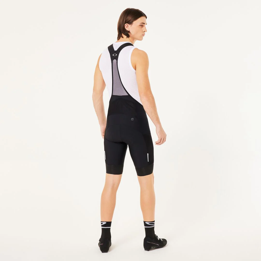 Off Grid Cargo Bib Short 2.0 - Blackout - Image 5