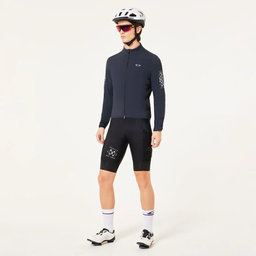 Off Grid PKBLE Jacket 2.0 - Blackout - Image 4