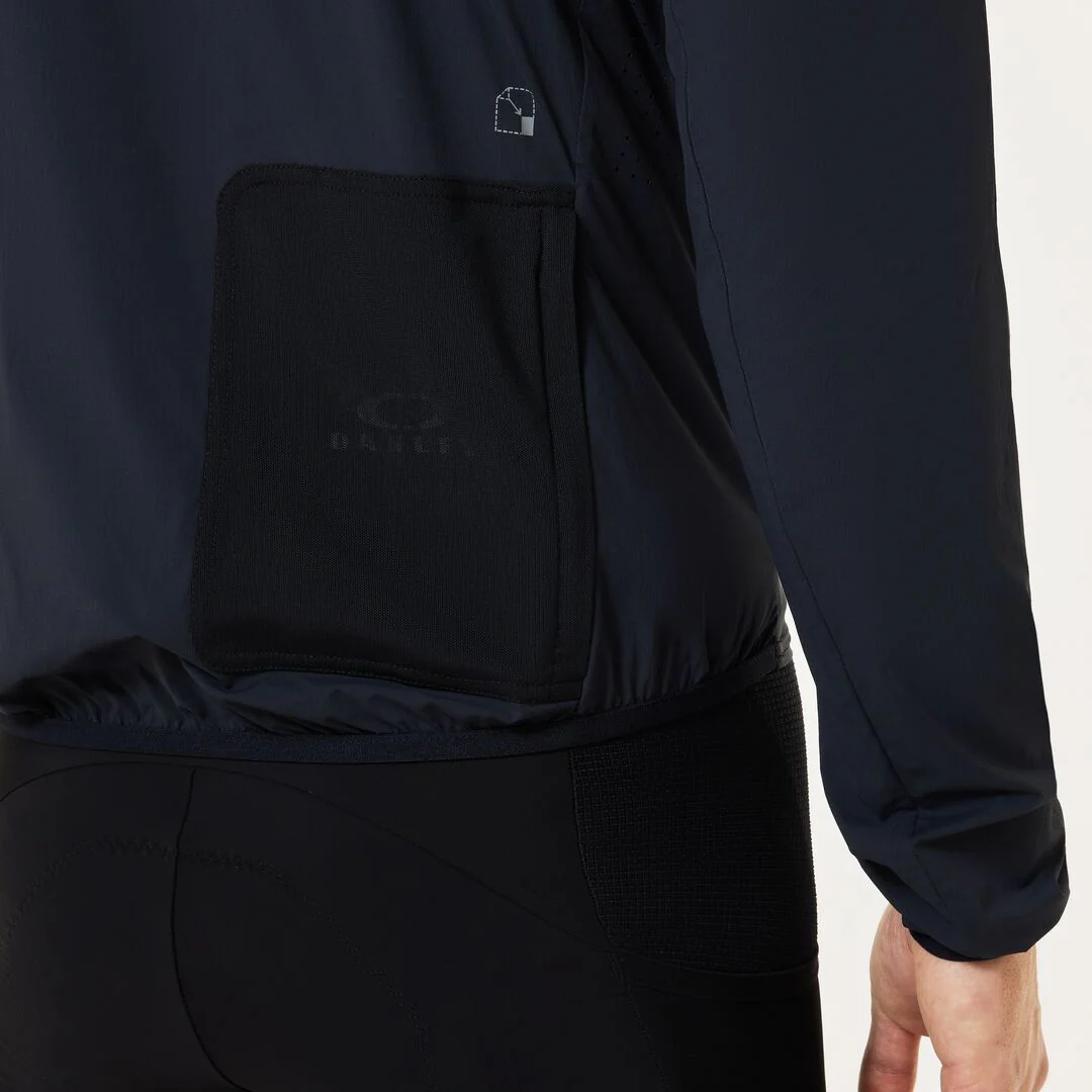 Off Grid PKBLE Jacket 2.0 - Blackout - Image 9