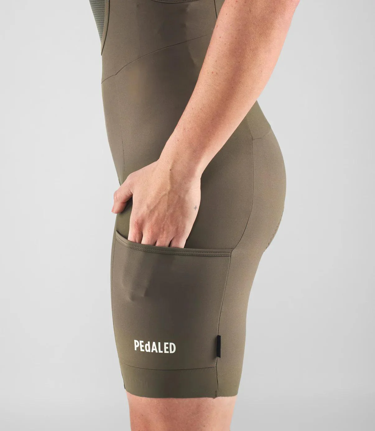 Odyssey Women´s Training Bib Shorts - Military Green - Image 9