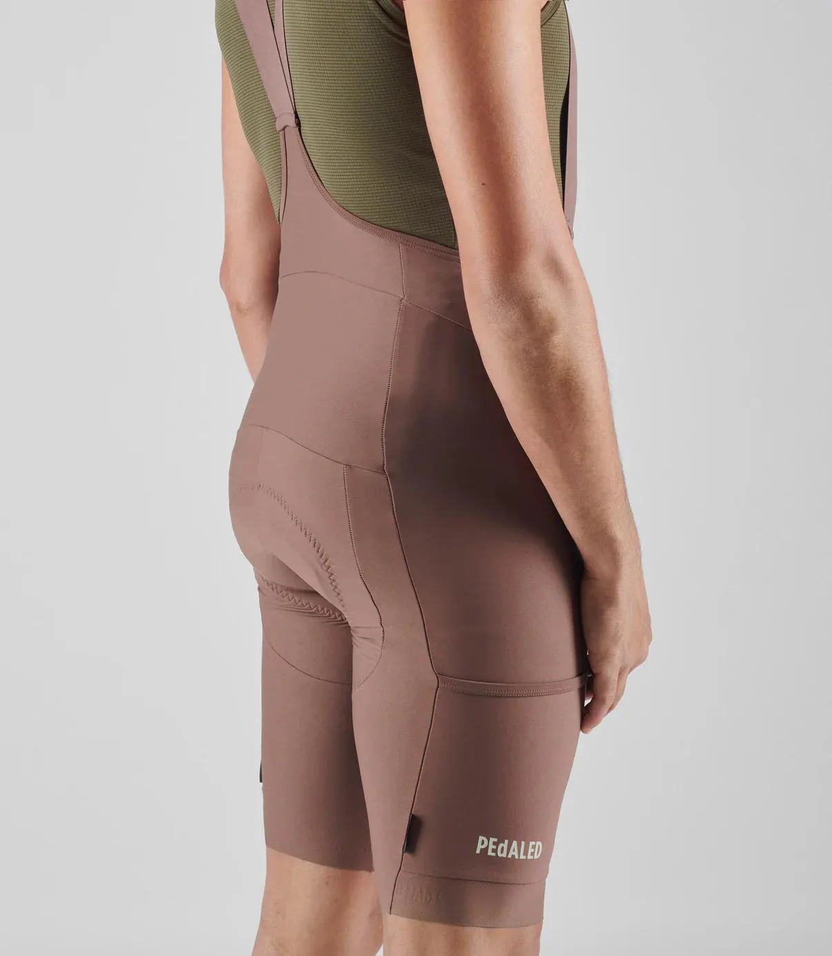 Odyssey Training Bib Shorts - Raisin Purple - Image 7
