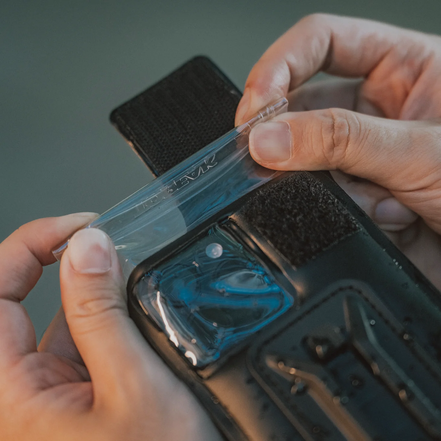 Phone DryBag M - Image 5
