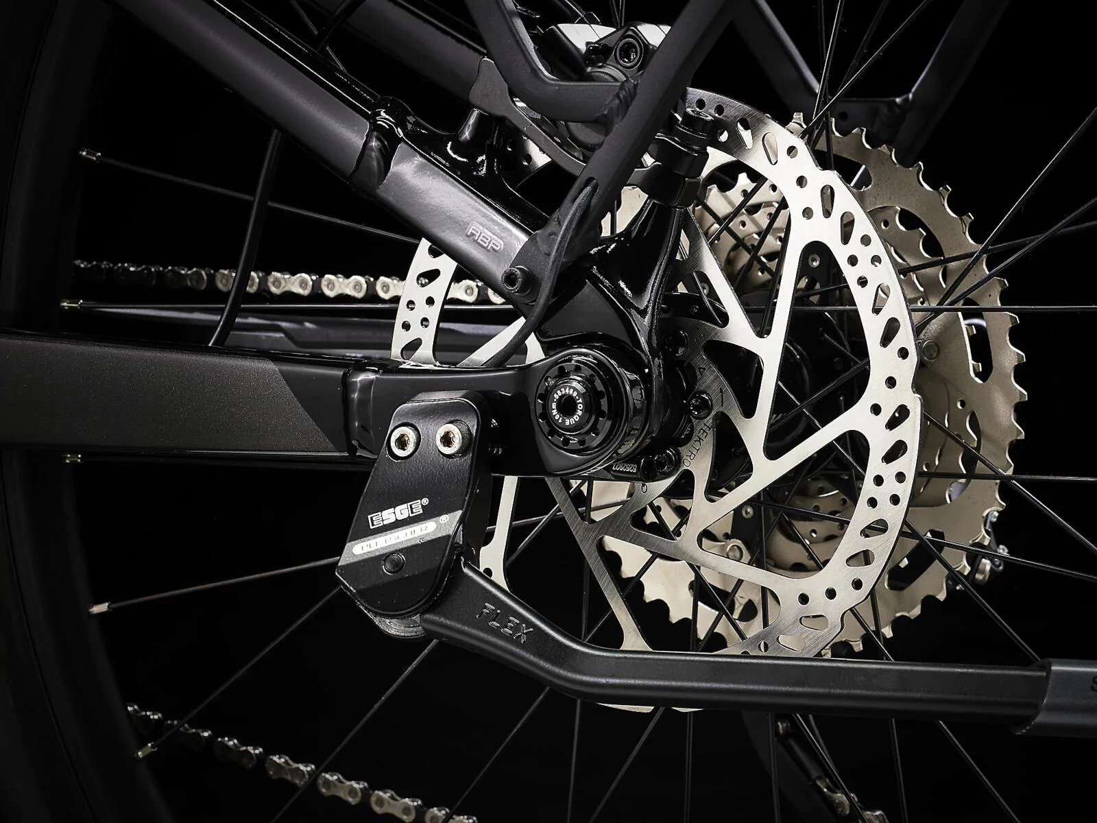 Powerfly FS 4 Equipped Gen 3 Matte Dnister Black /Gloss Trek Black - Image 9