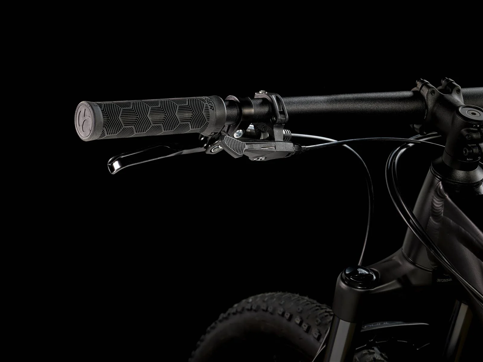 Procaliber 6 Satin Trek Black/Lithium Grey - Image 11
