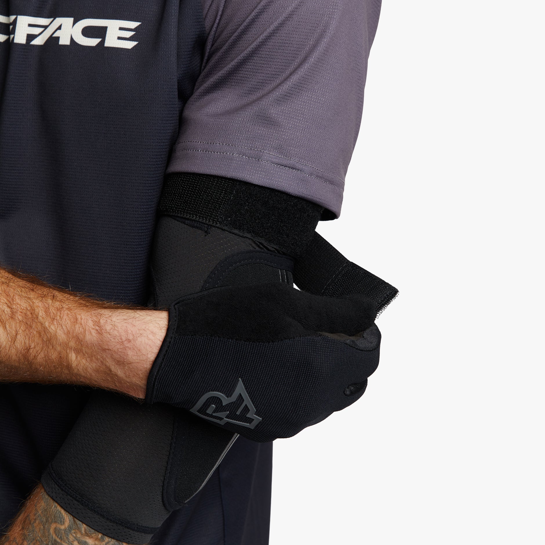 Indy Elbow - Stealth - Image 4