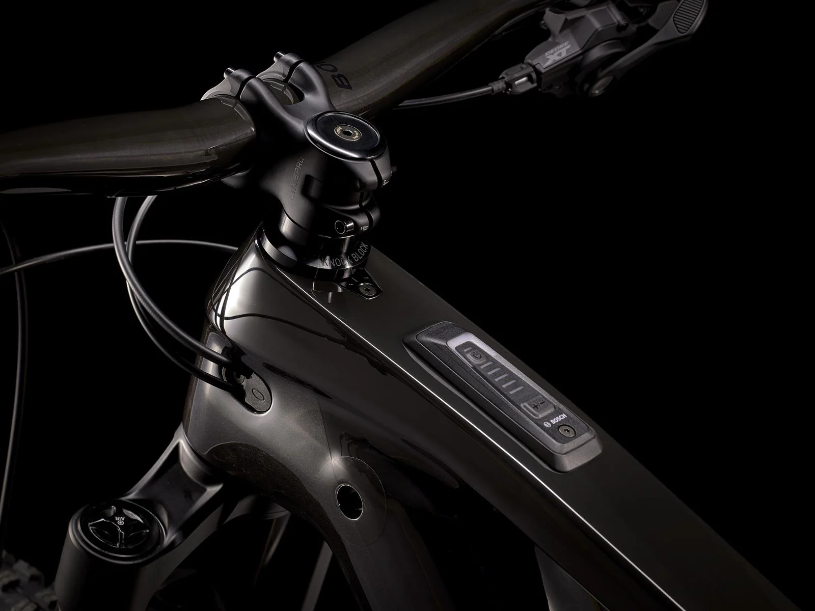Rail 9.8 XT Deep Smoke 750Wh - Image 6
