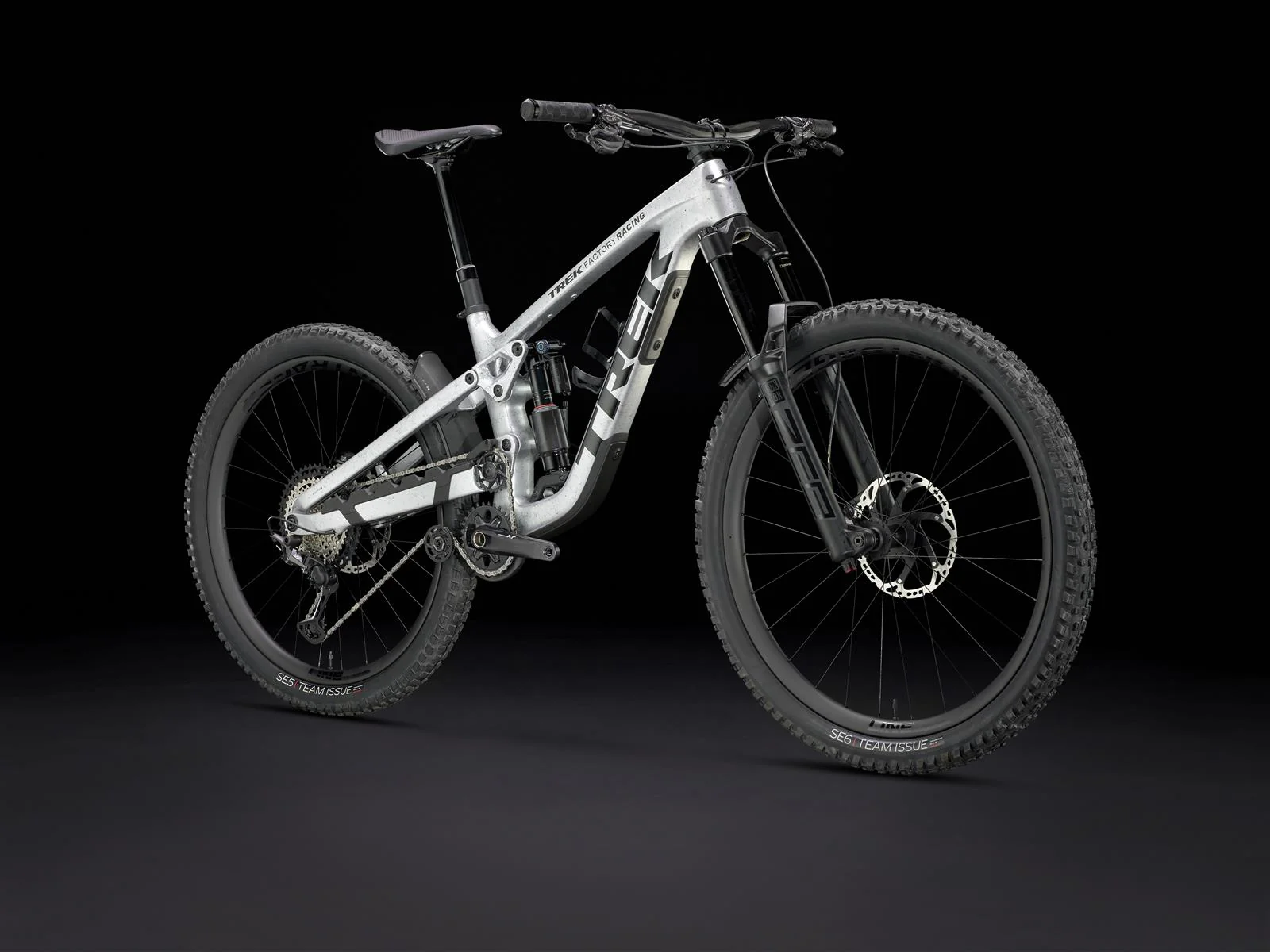Slash 9.8 XT Argent Drizzle - Image 2