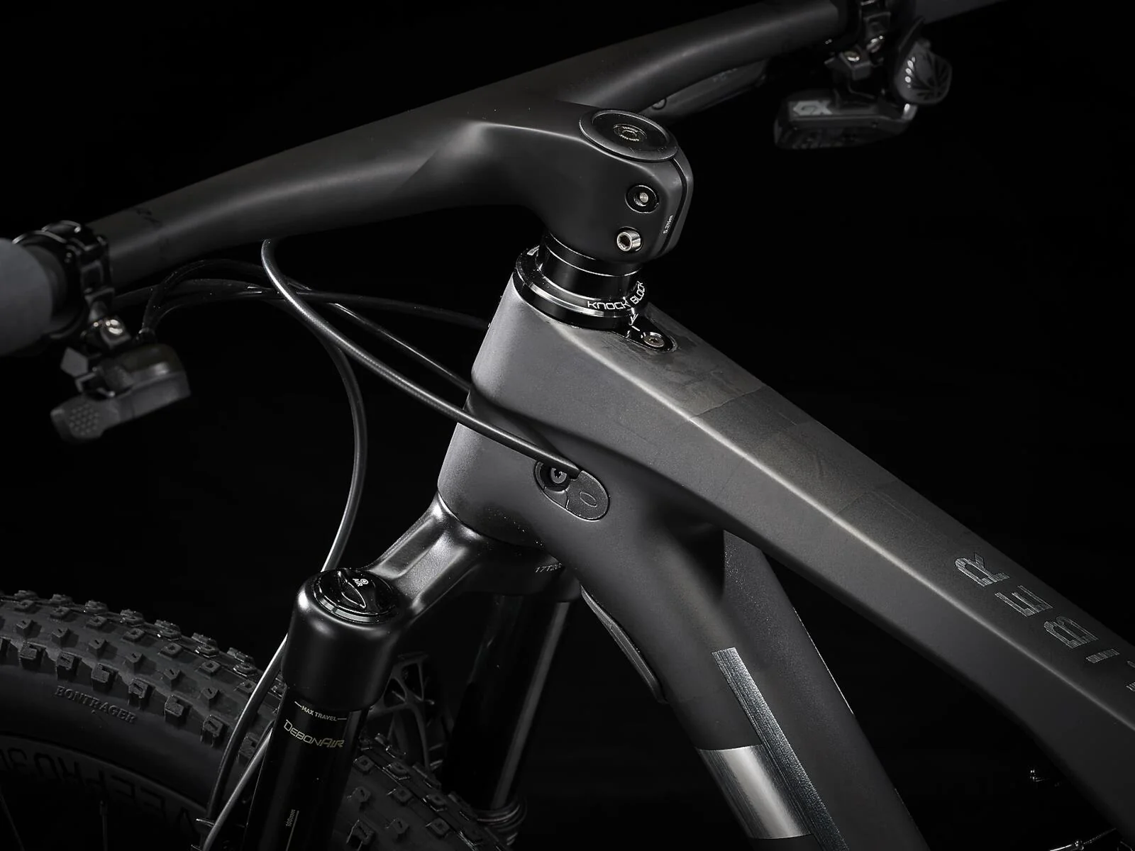 Supercaliber 9.8 GX AXS Matte Carbon/Gloss Trek Black - Image 11