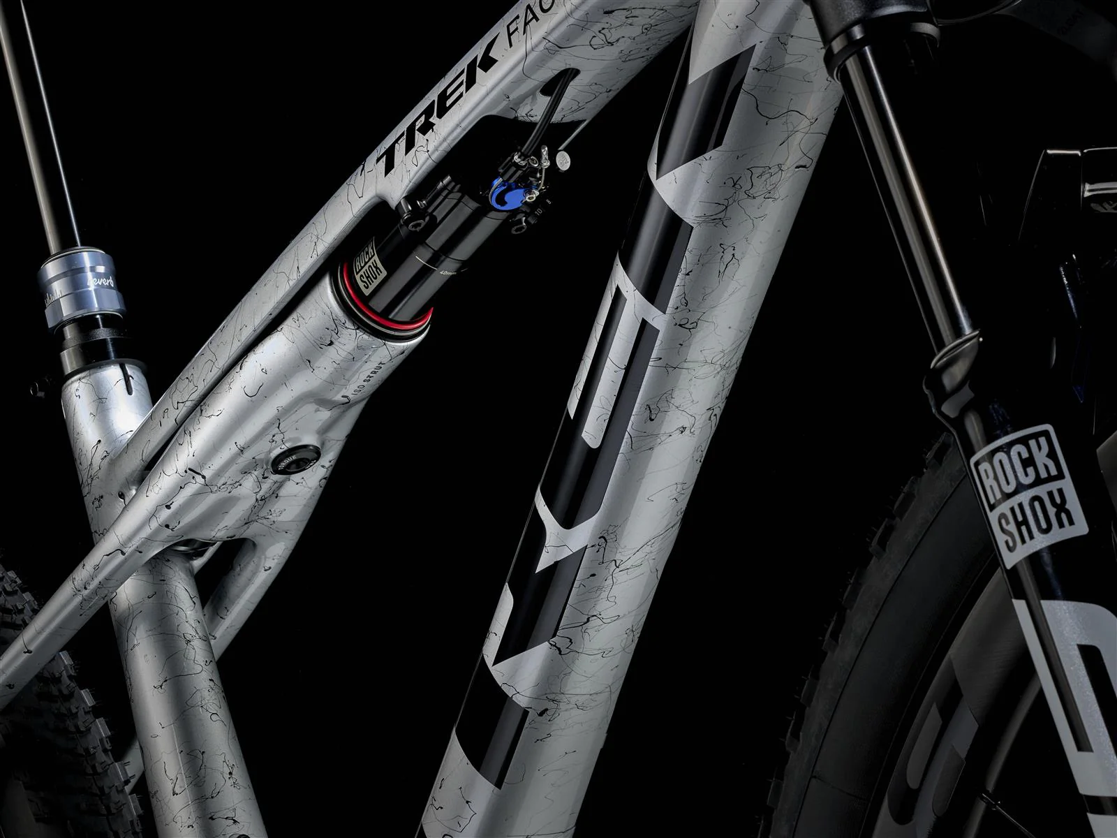 Supercaliber SLR 9.9 XO AXS Argent Drizzle - Image 3